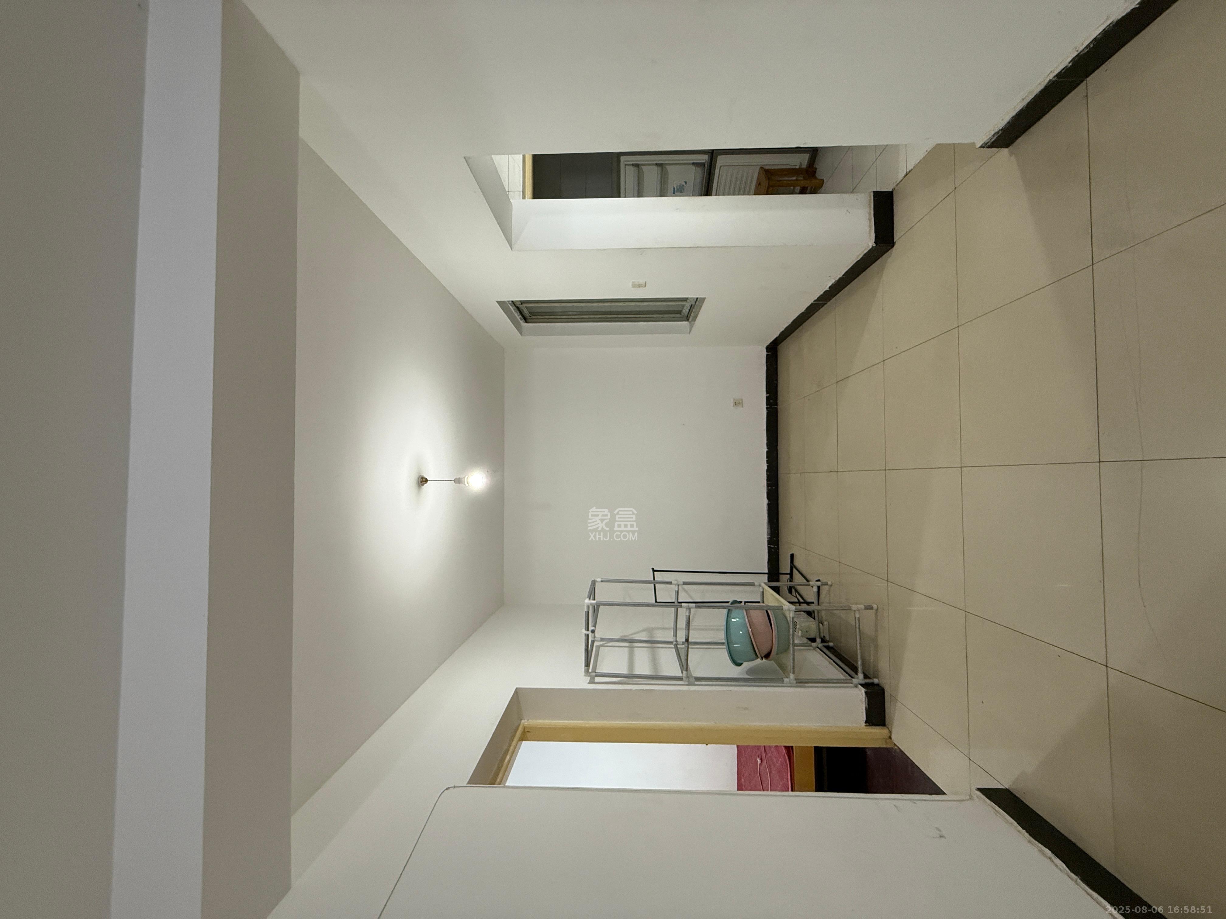 人造板厂宿舍(新河北堤1号) 3室2厅1卫 2100.0元/月 人造板厂宿舍(新河北堤1号) 3室2厅1卫 2100.0元/月室内图