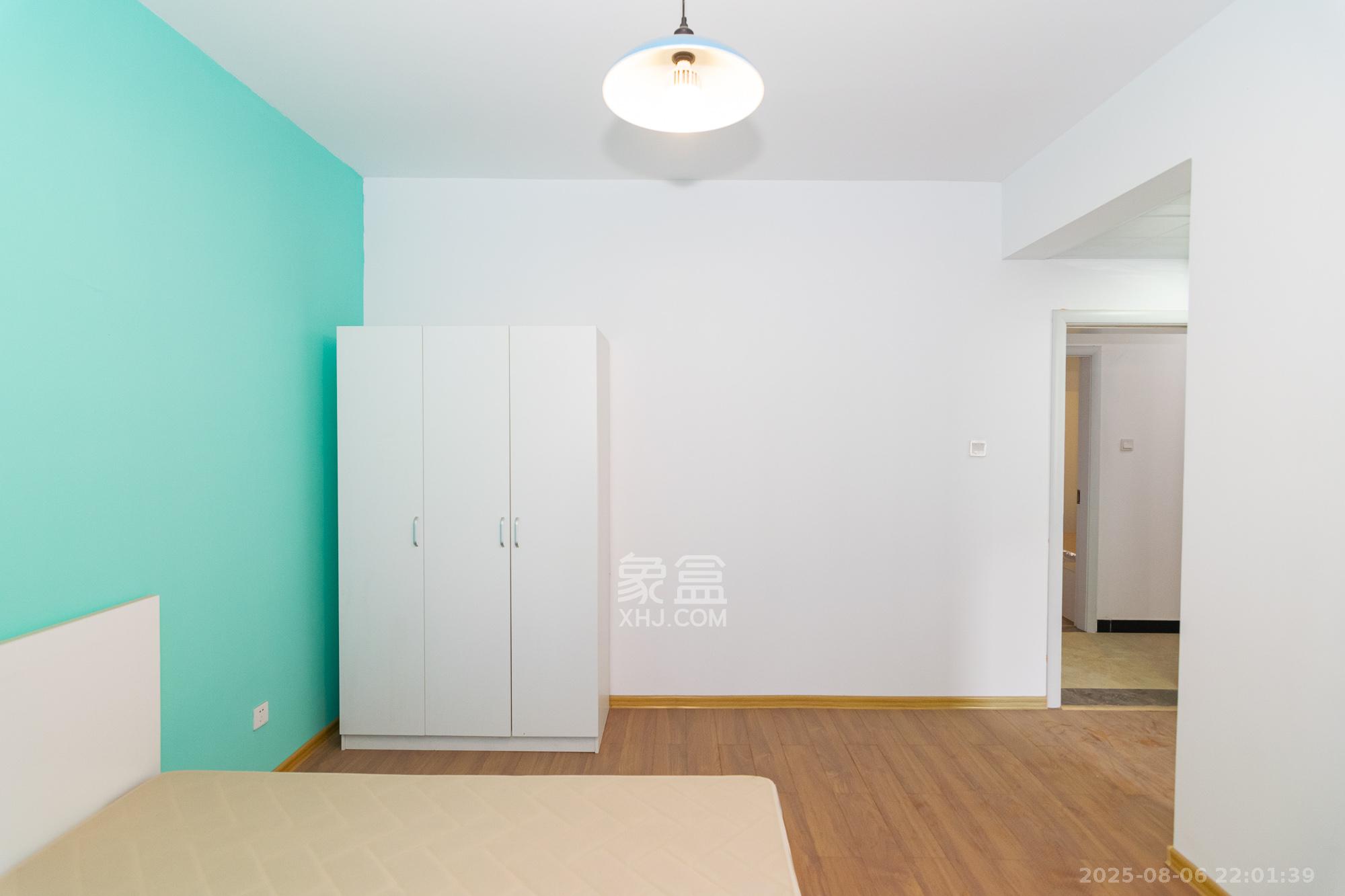 中粮自然天城 4室2厅1卫 108.0万 中粮自然天城 4室2厅1卫 108.0万卧室