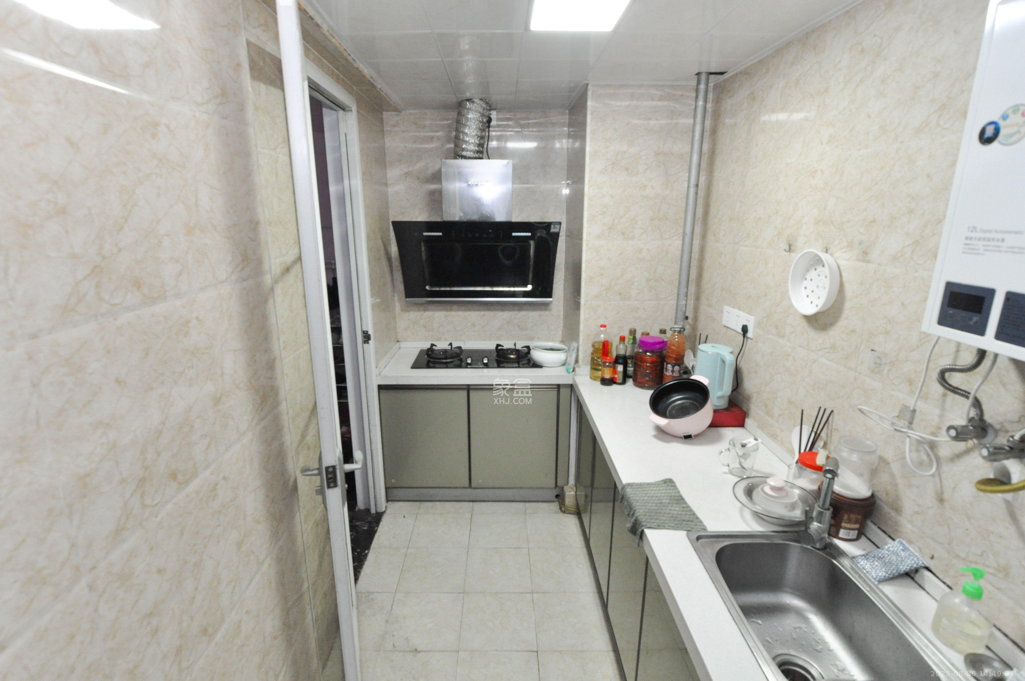 中建梅溪湖中心  3室2厅2卫    2800.0元/月室内图