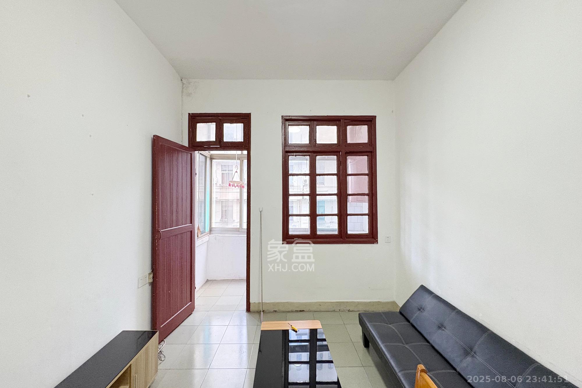 湖南省药品检验所  1室1厅1卫    29.0万 湖南省药品检验所  1室1厅1卫    29.0万客厅