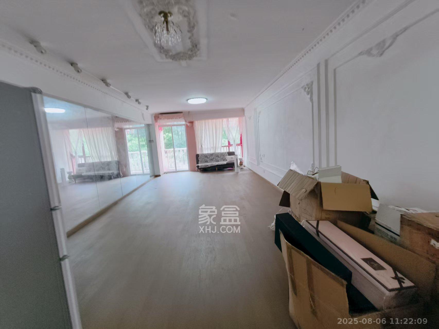 阳光100二期  1室1厅1卫    2000.0元/月室内图