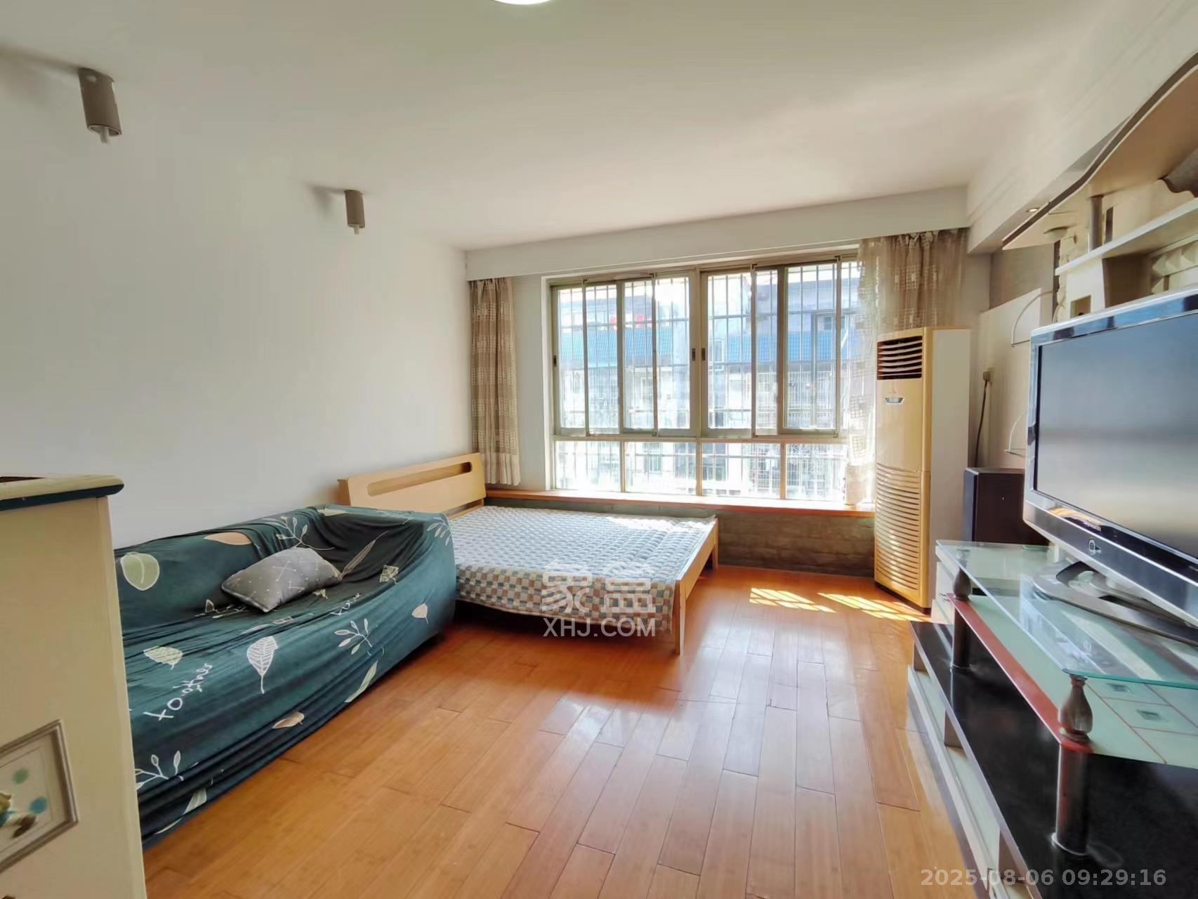 新世纪家园 3室2厅2卫 2200.0元/月 新世纪家园 3室2厅2卫 2200.0元/月室内图