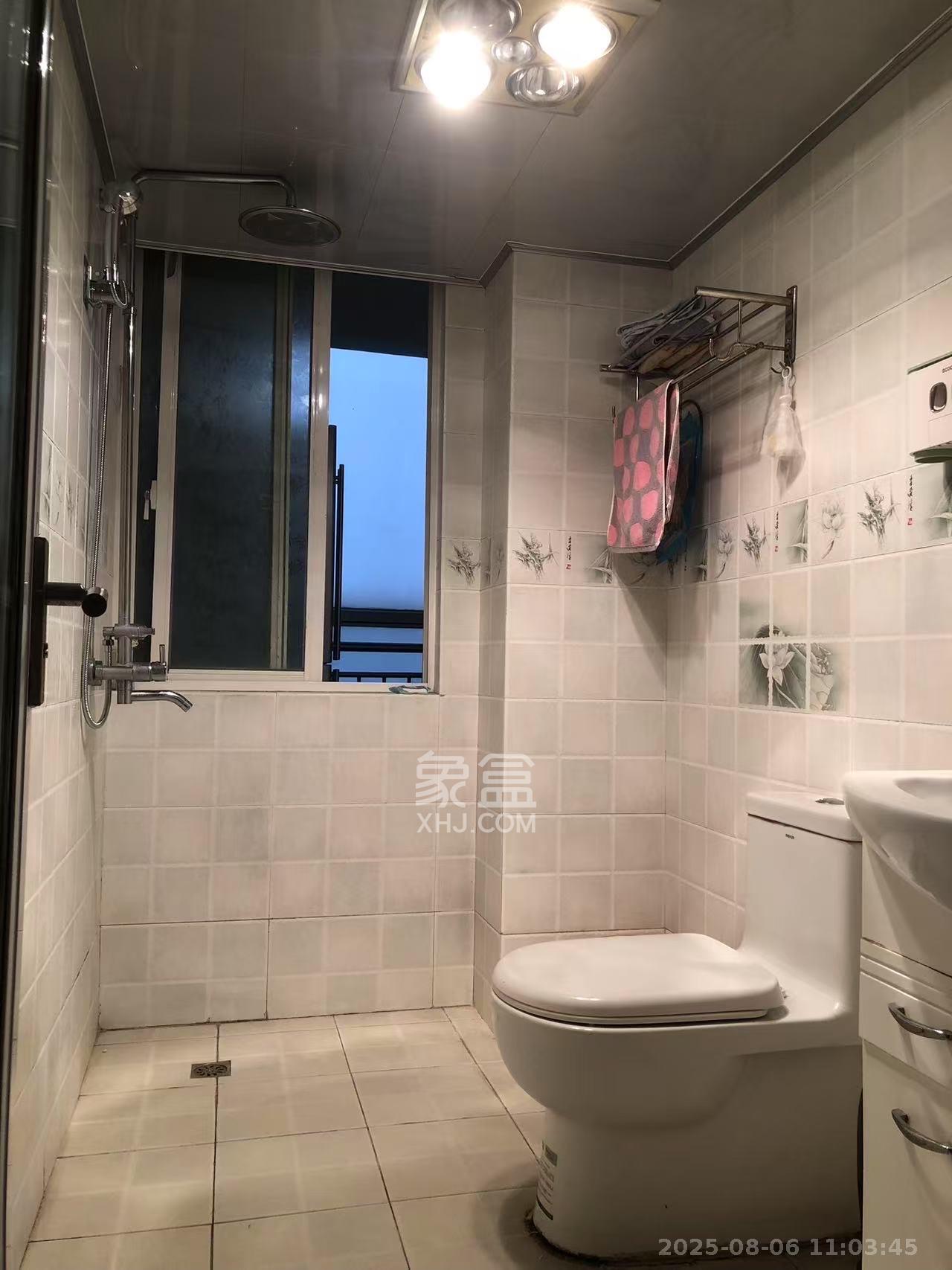 紫晶城  3室2厅1卫    1600.0元/月室内图