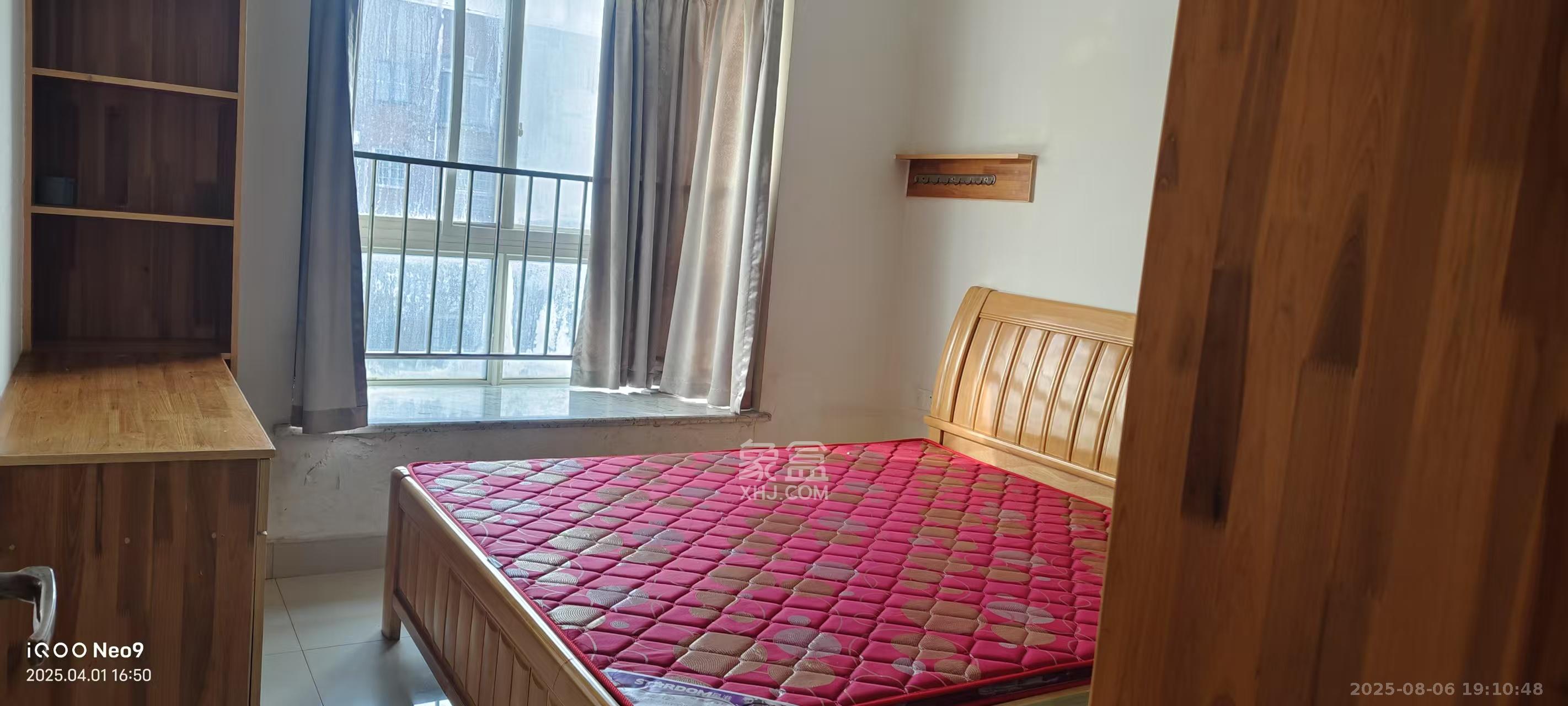 弘欣公寓 4室2厅1卫 2400.0元/月 弘欣公寓 4室2厅1卫 2400.0元/月室内图