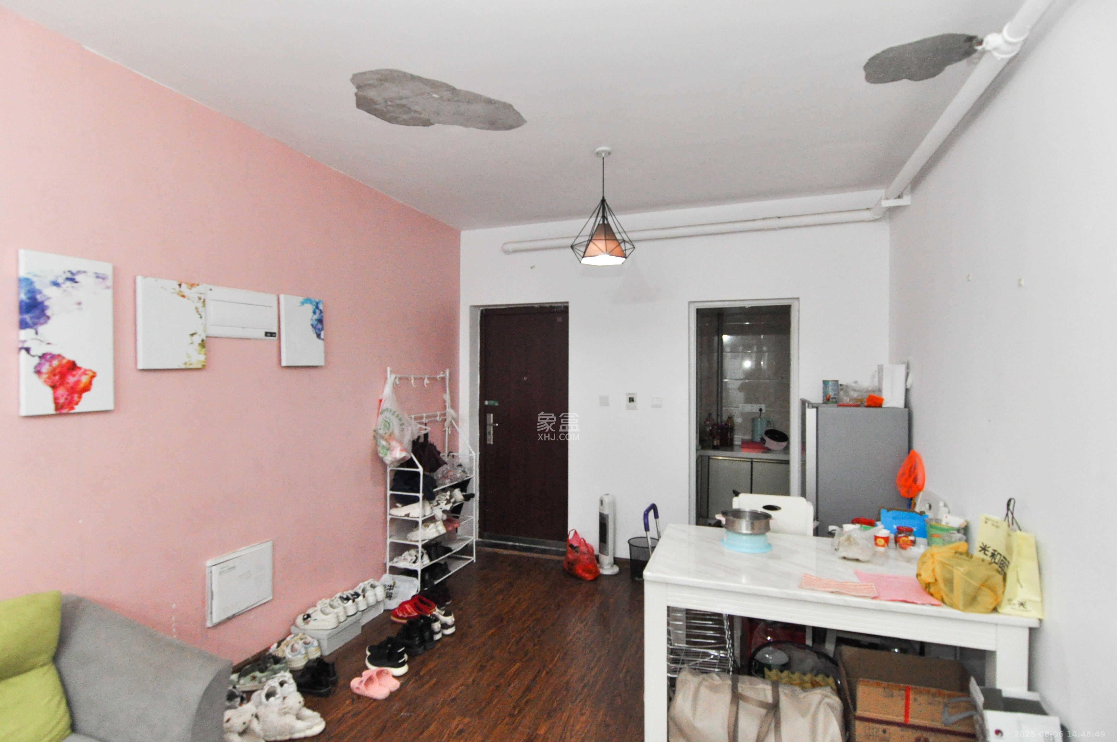 中建梅溪湖中心  3室2厅2卫    2800.0元/月室内图