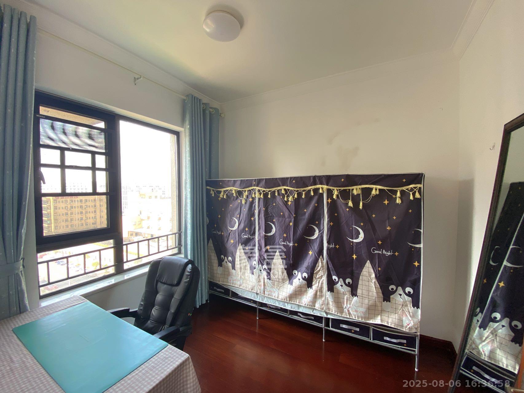 中海新城熙岸(中信新城五期) 3室2厅1卫 2100.0元/月 中海新城熙岸(中信新城五期) 3室2厅1卫 2100.0元/月室内图