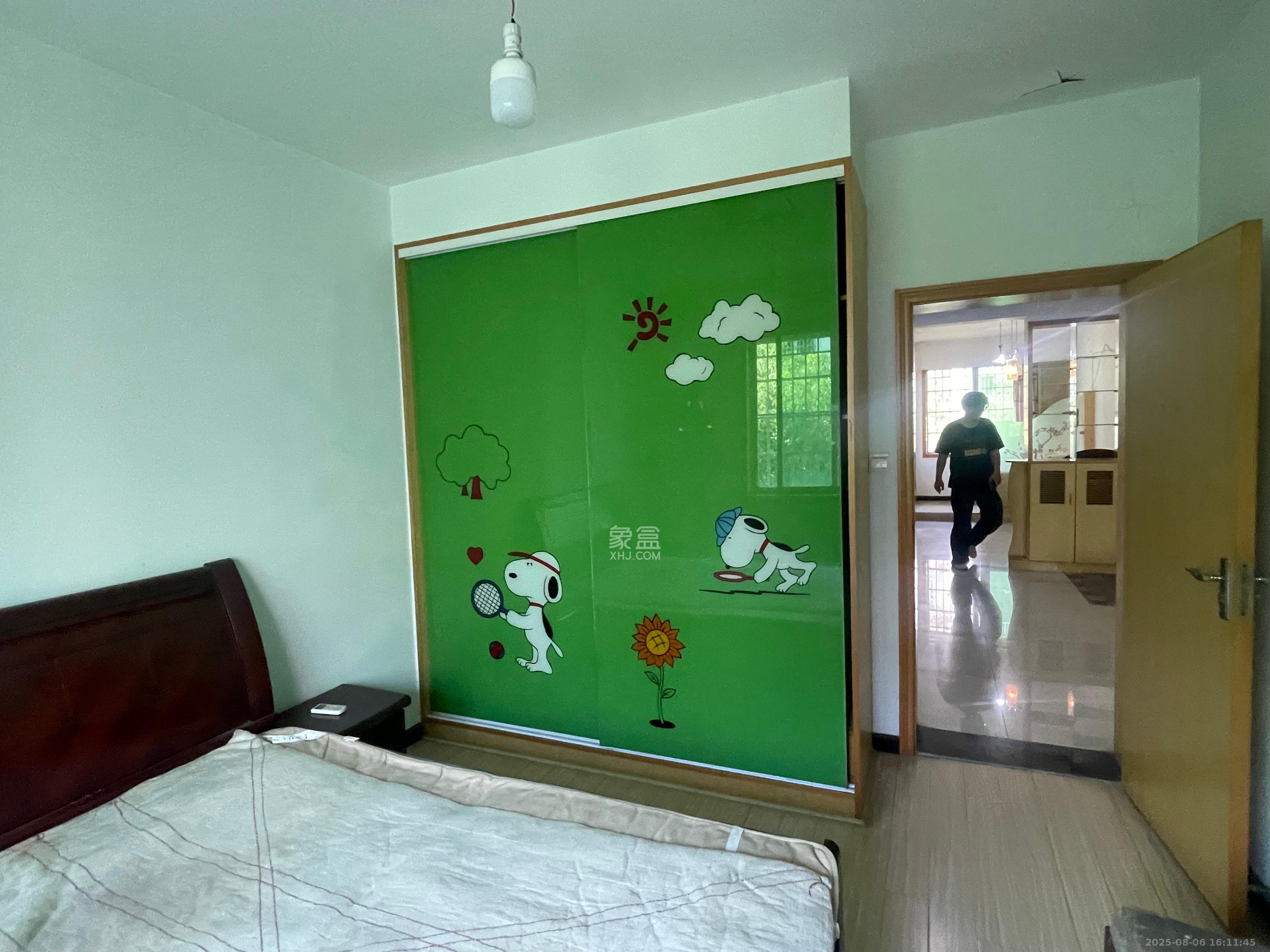 中南汽车世界  2室2厅1卫    1188.0元/月室内图