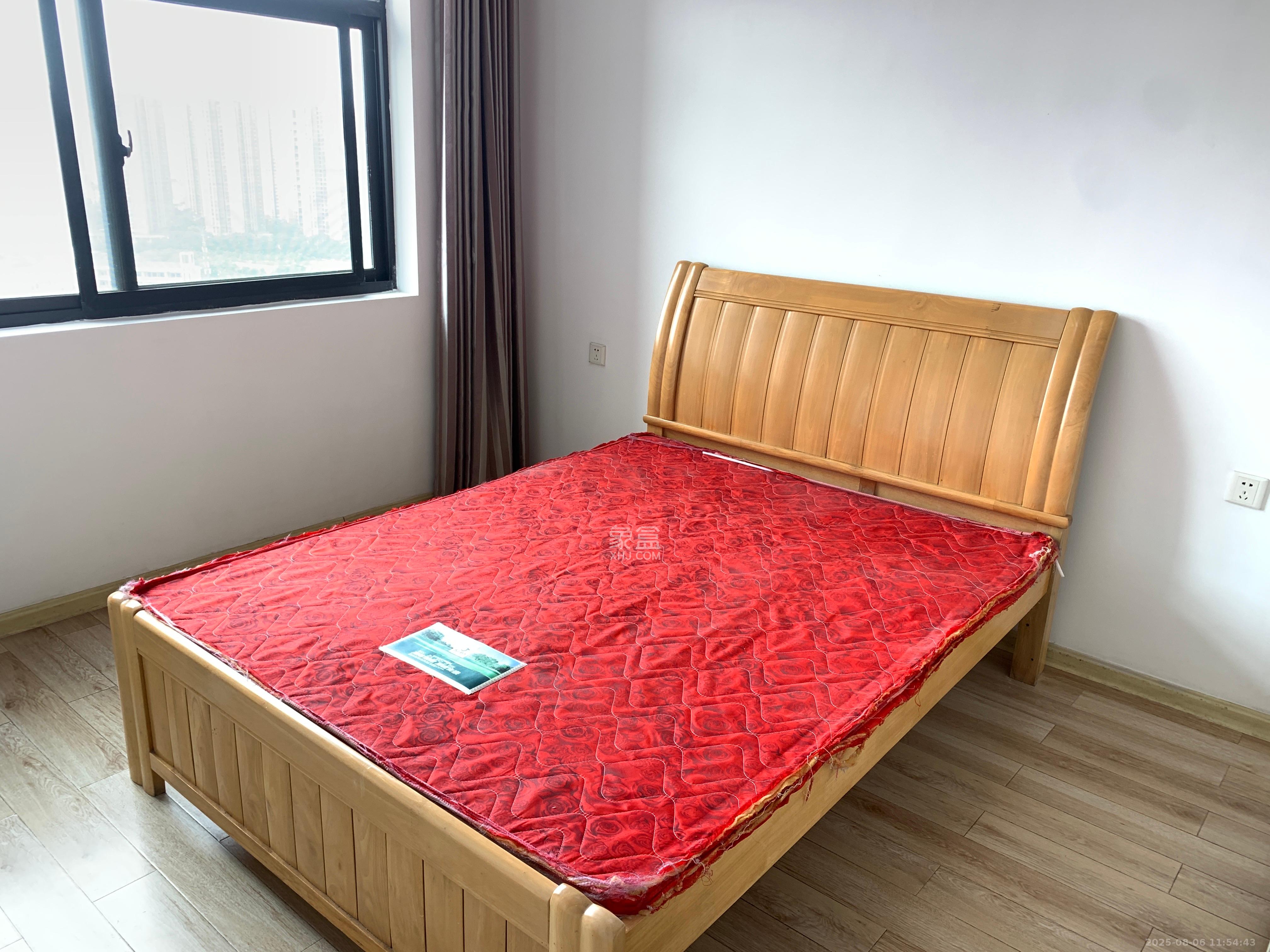 康桥长郡 3室2厅1卫 1800.0元/月 康桥长郡 3室2厅1卫 1800.0元/月室内图