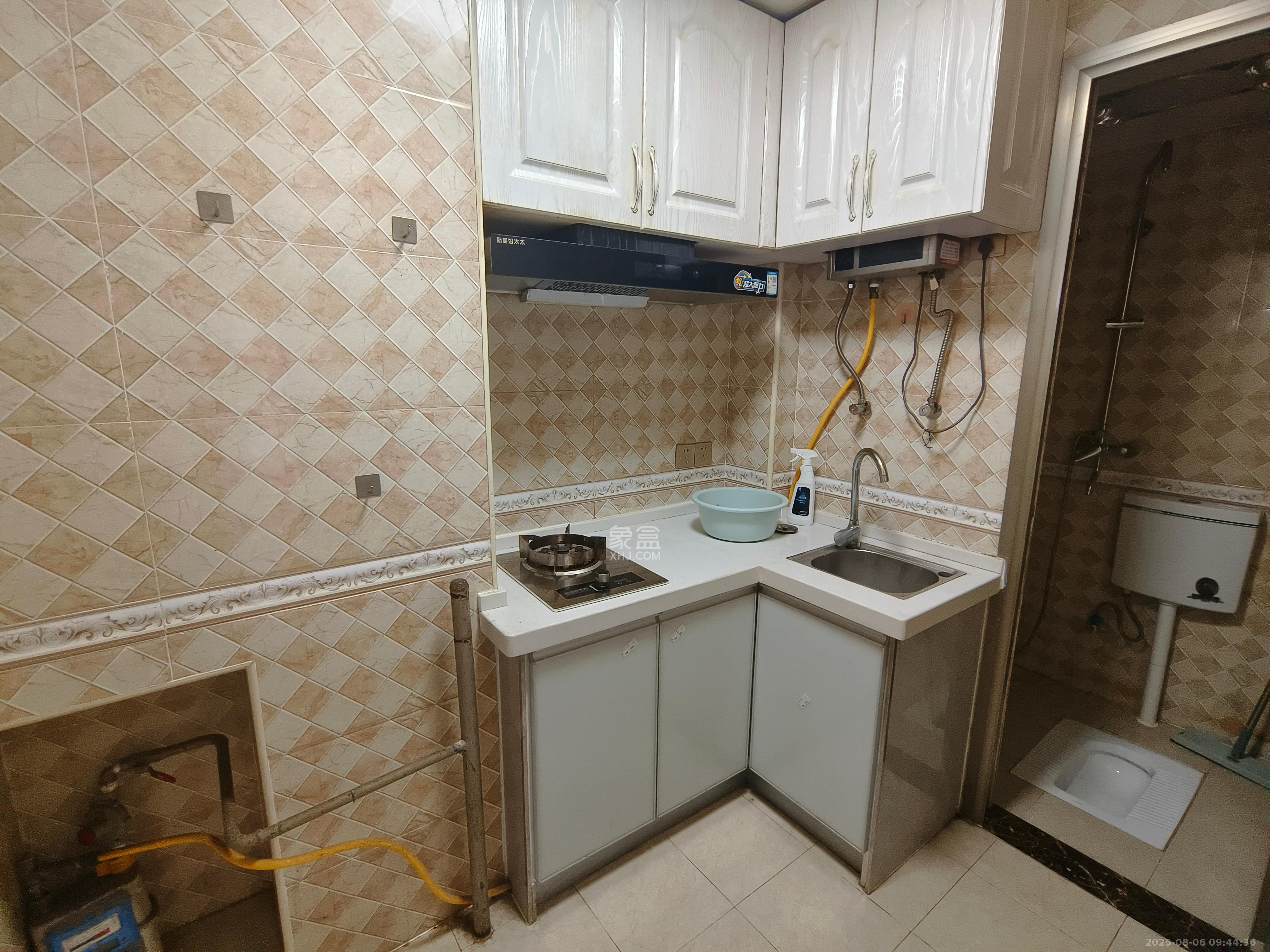 上东印象  2室1厅1卫    1700.0元/月室内图