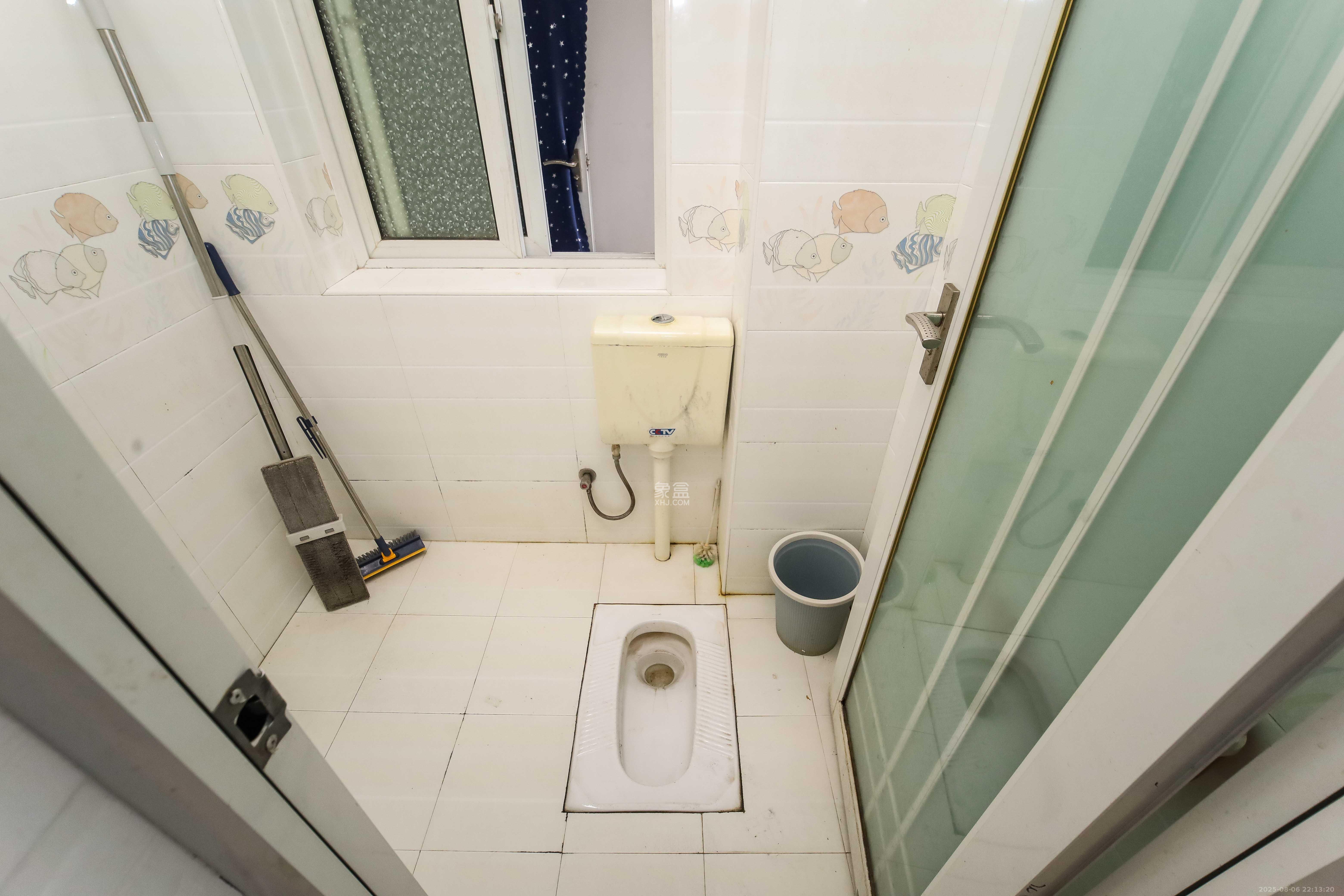 汇都公寓  1室1厅1卫    38.8万 汇都公寓  1室1厅1卫    38.8万卫生间