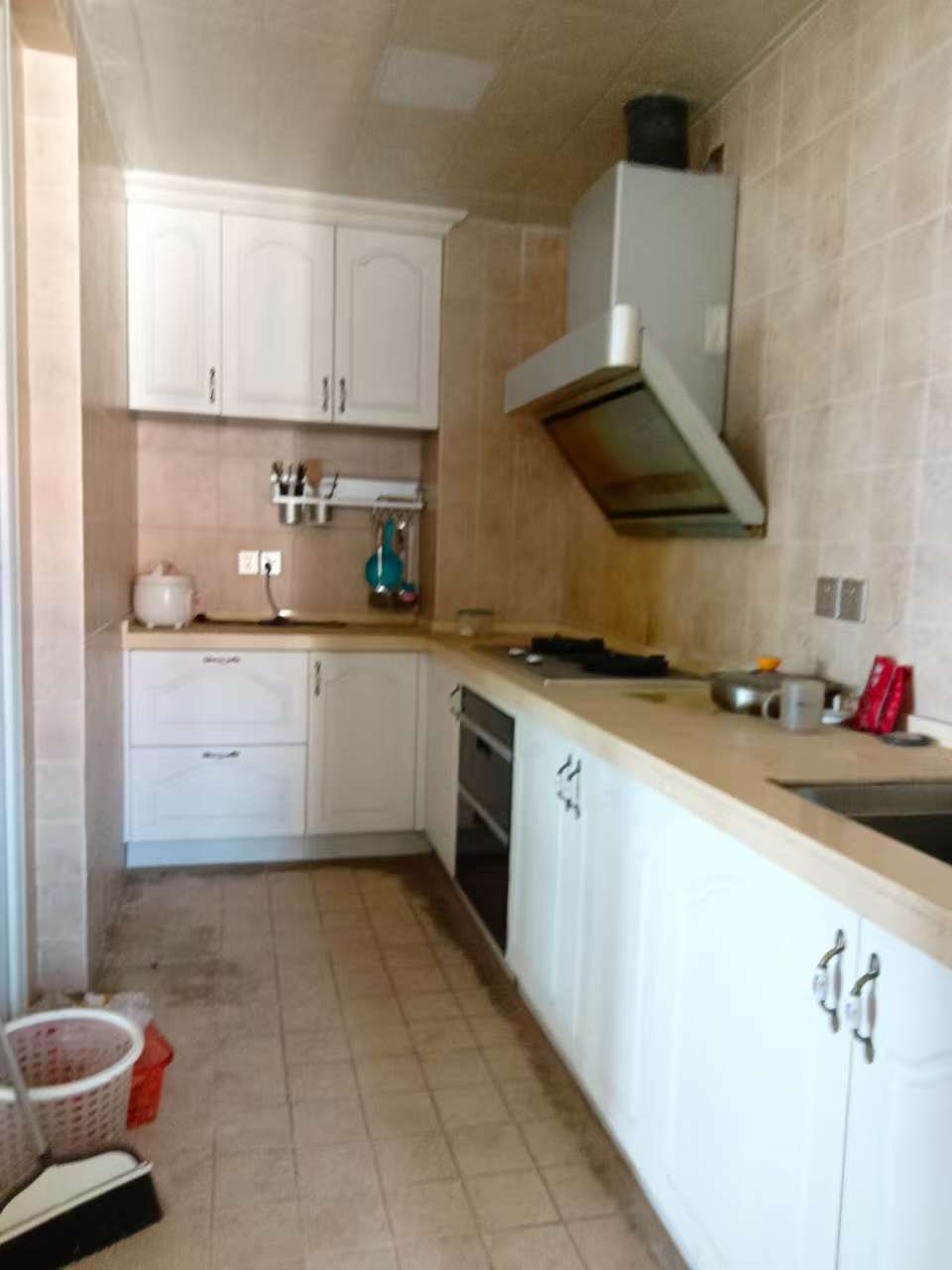 碧桂园 3室1厅2卫 1800.0元/月 碧桂园 3室1厅2卫 1800.0元/月室内图