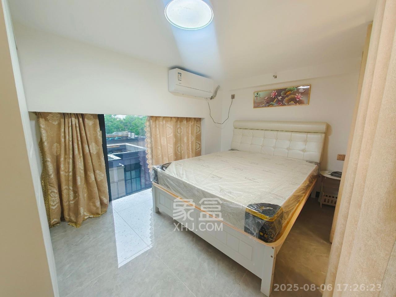 藏珑湖上公馆 1室1厅1卫 2300.0元/月 藏珑湖上公馆 1室1厅1卫 2300.0元/月室内图