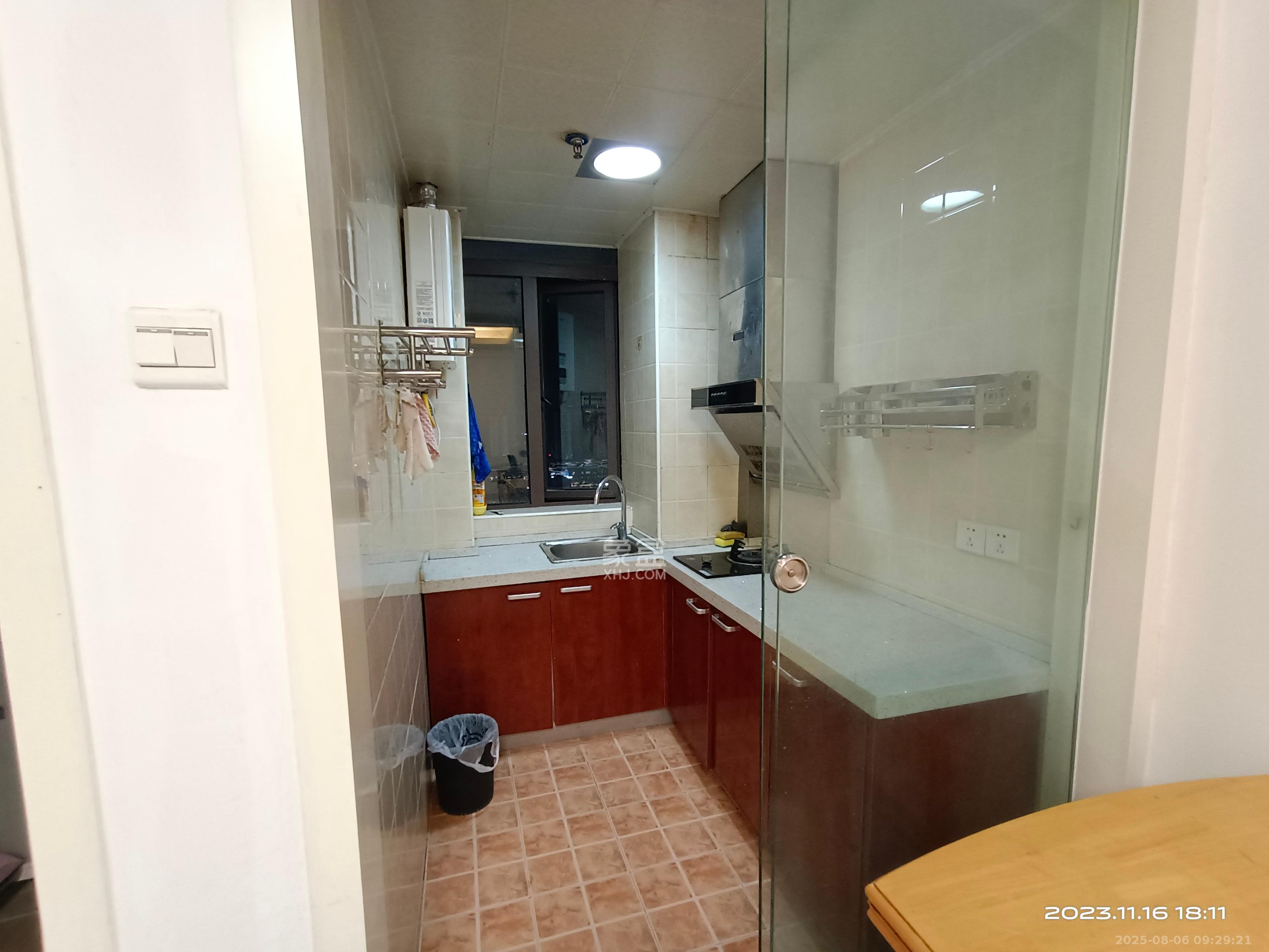 水岸世景  2室2厅1卫    1580.0元/月 水岸世景  2室2厅1卫    1580.0元/月室内图