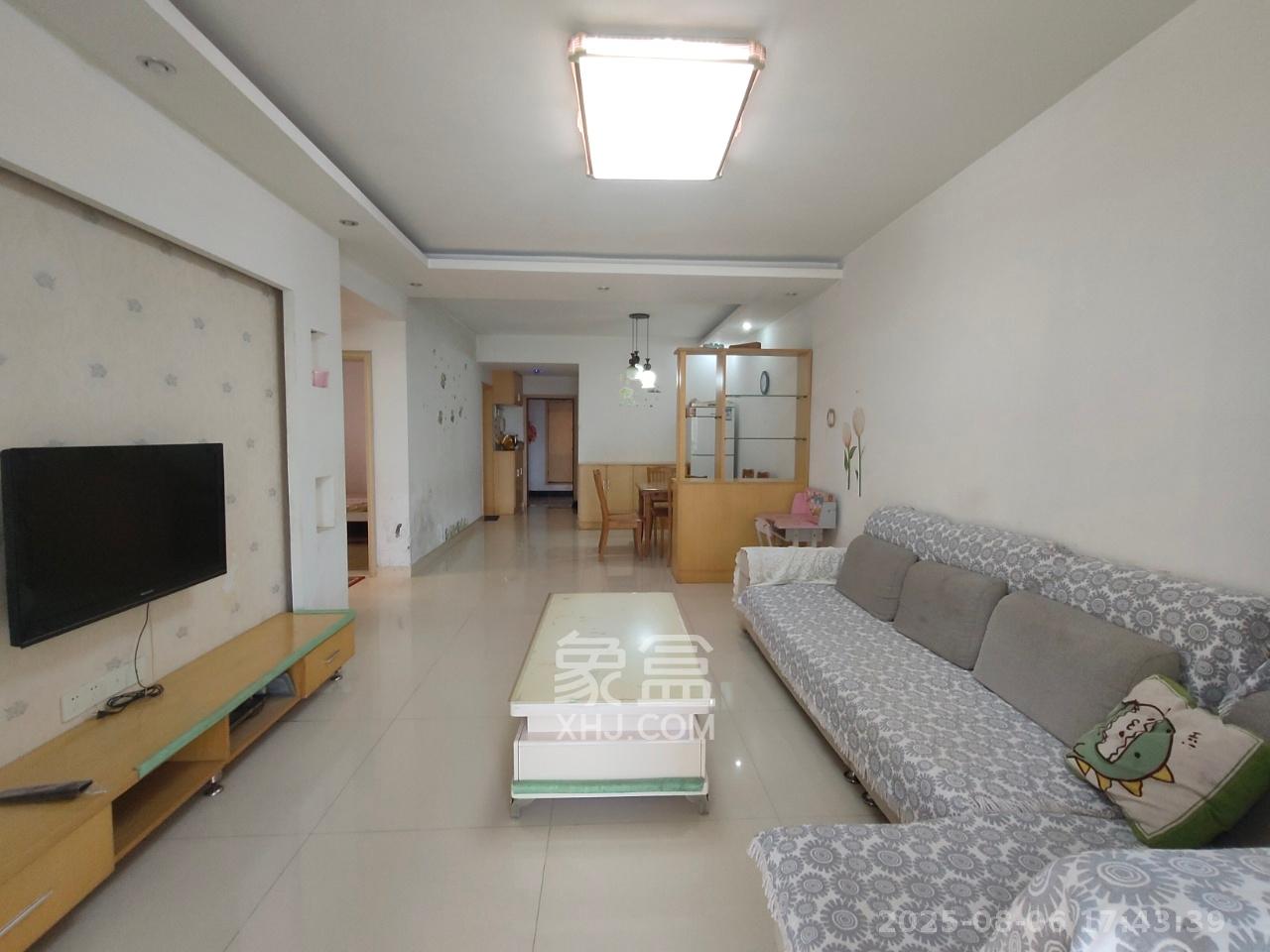 圣力华苑 2室2厅1卫 1500.0元/月 圣力华苑 2室2厅1卫 1500.0元/月室内图