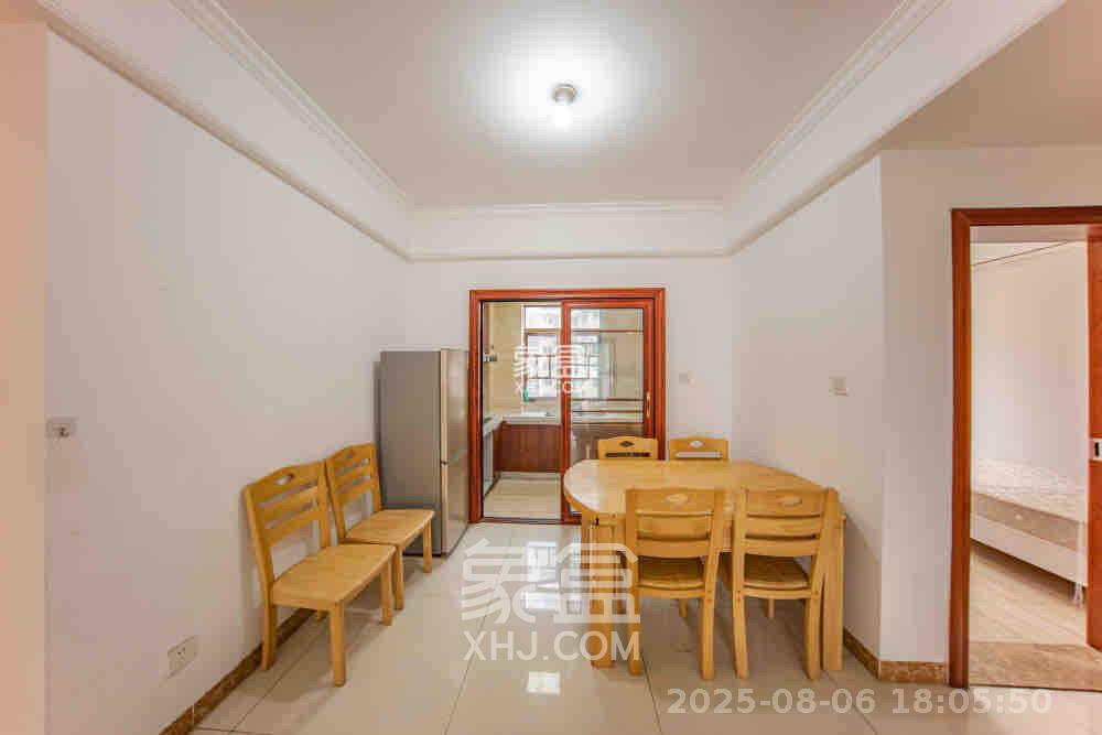 江山帝景哈佛  3室2厅2卫    2300.0元/月 江山帝景哈佛  3室2厅2卫    2300.0元/月室内图