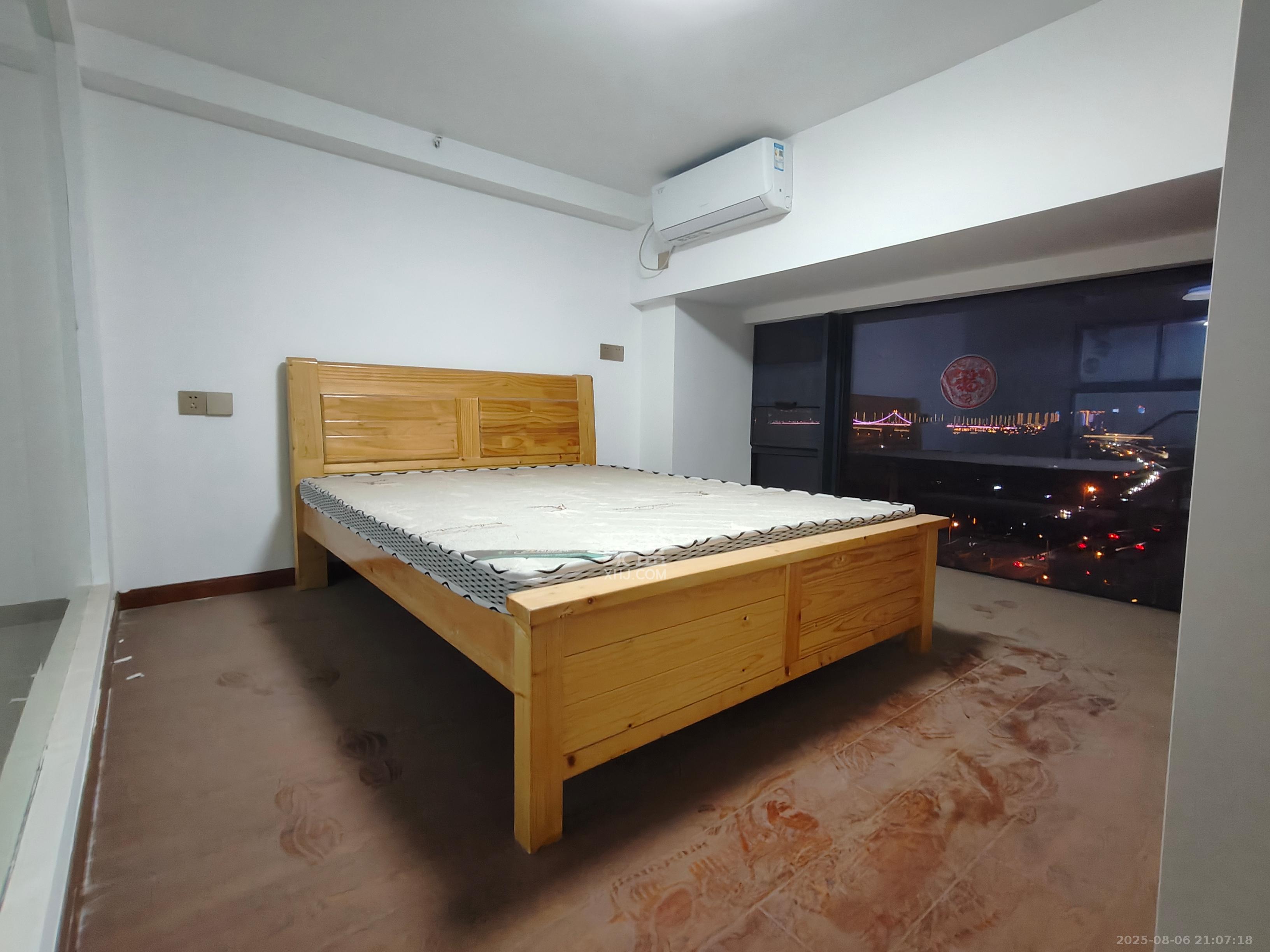 长燃润和天地(长润小区印湘江) 2室2厅1卫 1800.0元/月 长燃润和天地(长润小区印湘江) 2室2厅1卫 1800.0元/月室内图