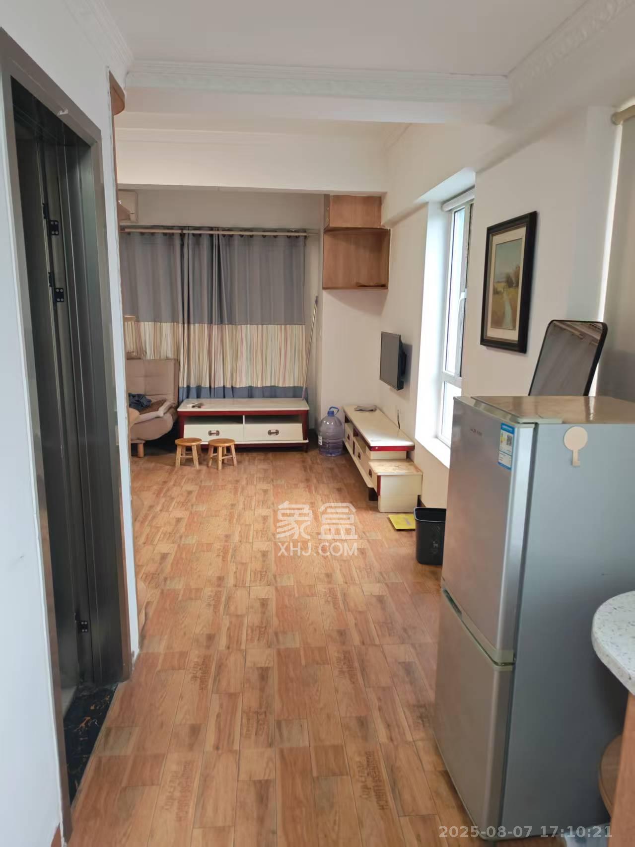 MOMA当代广场 1室1厅1卫 1300.0元/月 MOMA当代广场 1室1厅1卫 1300.0元/月室内图