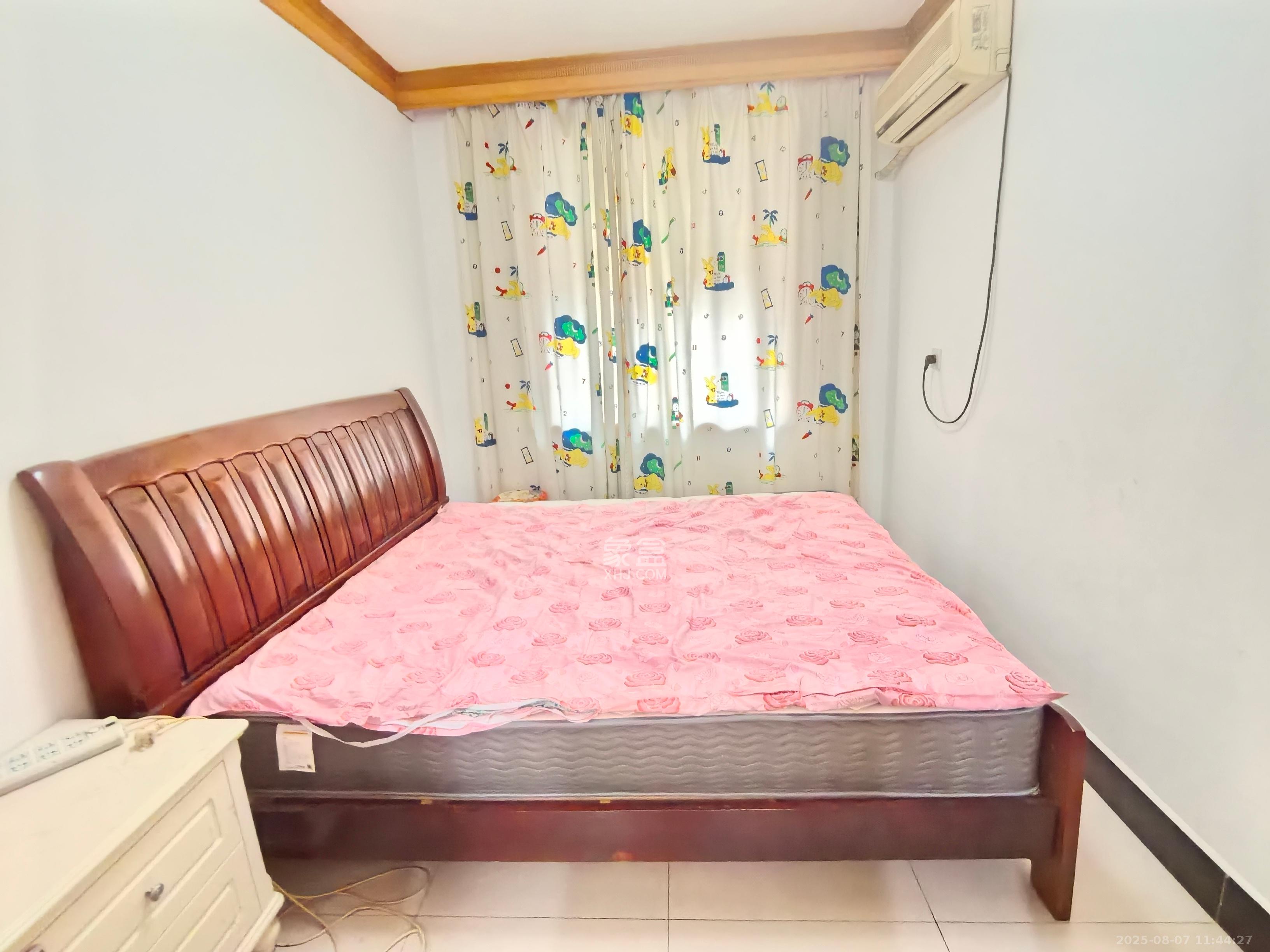 中建五局信和苑二区 3室1厅1卫 1400.0元/月 中建五局信和苑二区 3室1厅1卫 1400.0元/月室内图