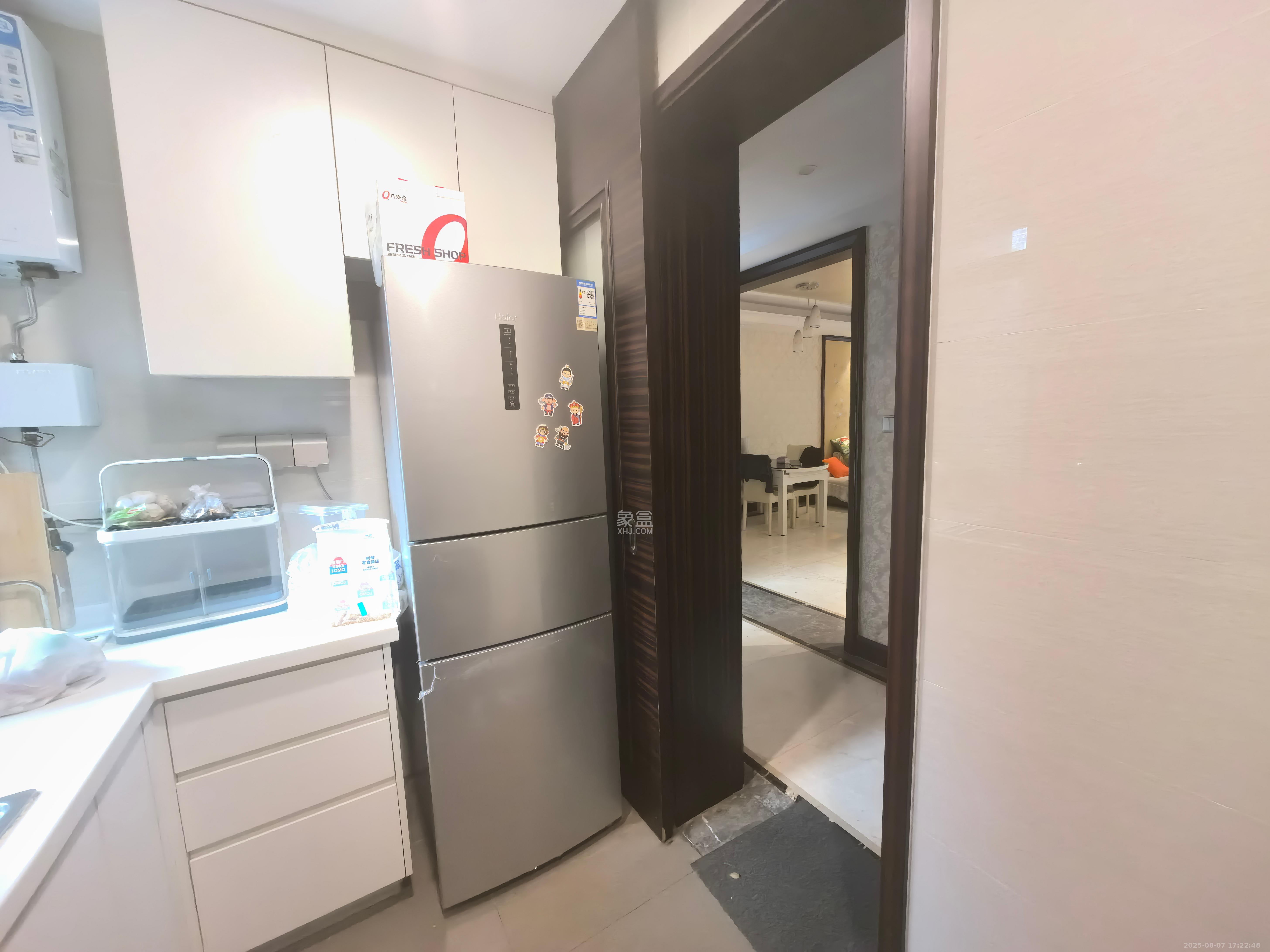 梅溪湖金茂府(金茂广场)(金茂览秀城)  3室2厅2卫    5000.0元/月 梅溪湖金茂府(金茂广场)(金茂览秀城)  3室2厅2卫    5000.0元/月室内图