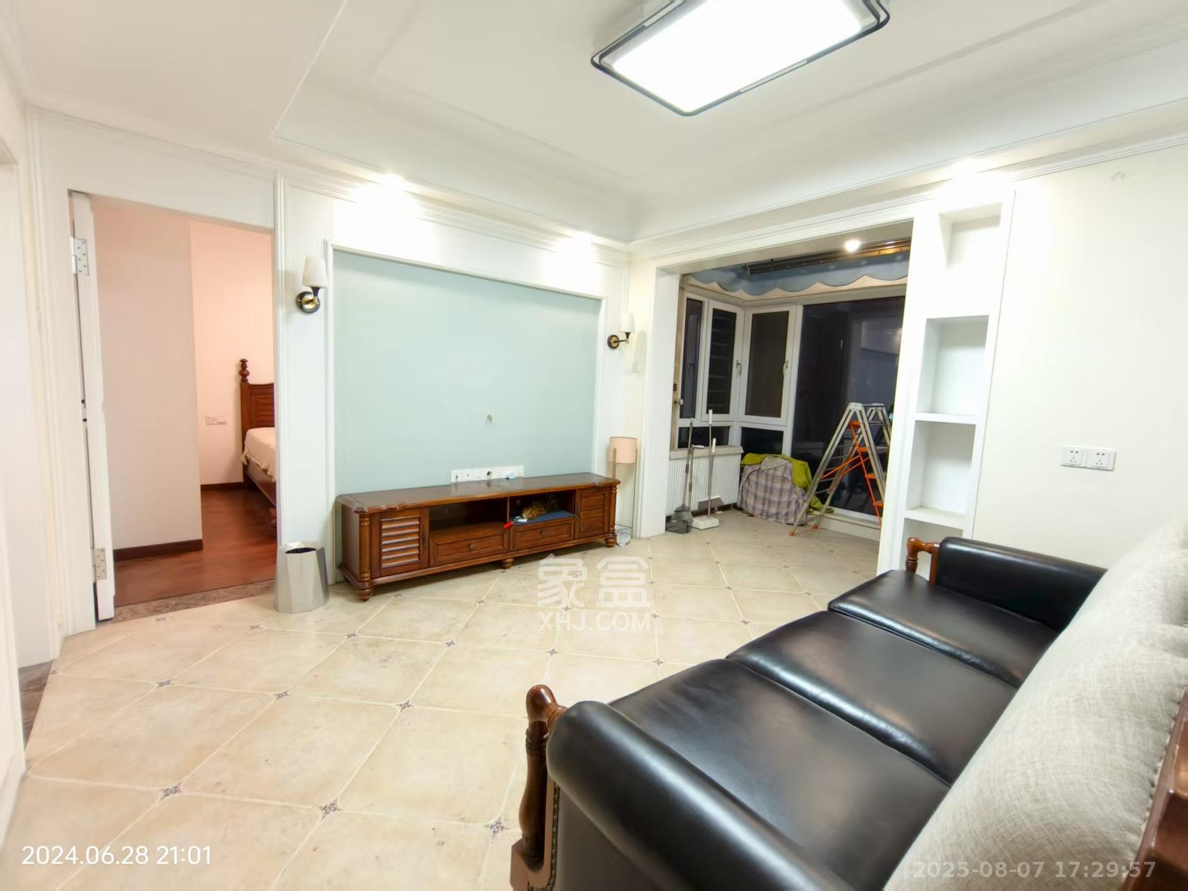 保利西海岸B区 2室2厅1卫 3200.0元/月 保利西海岸B区 2室2厅1卫 3200.0元/月室内图