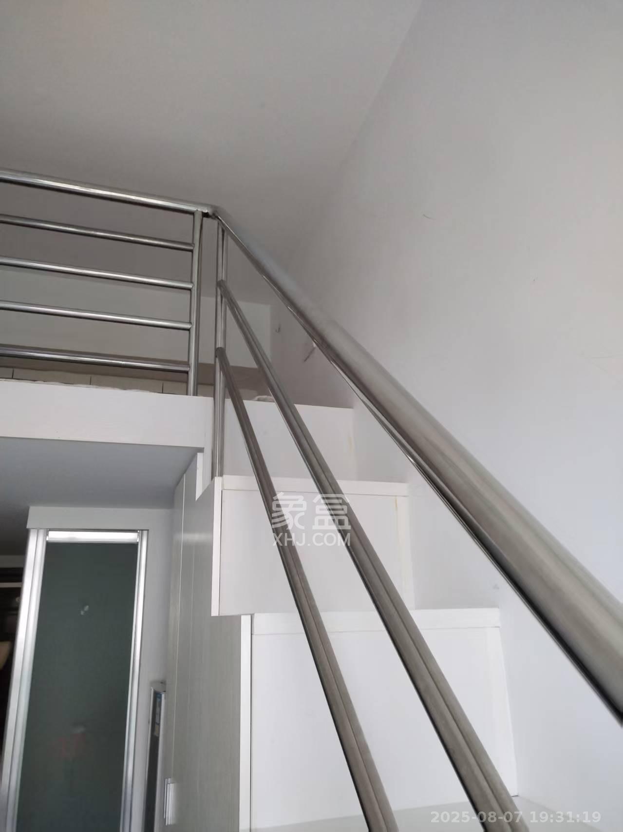 叠彩兰亭 1室1厅1卫 1100.0元/月 叠彩兰亭 1室1厅1卫 1100.0元/月室内图