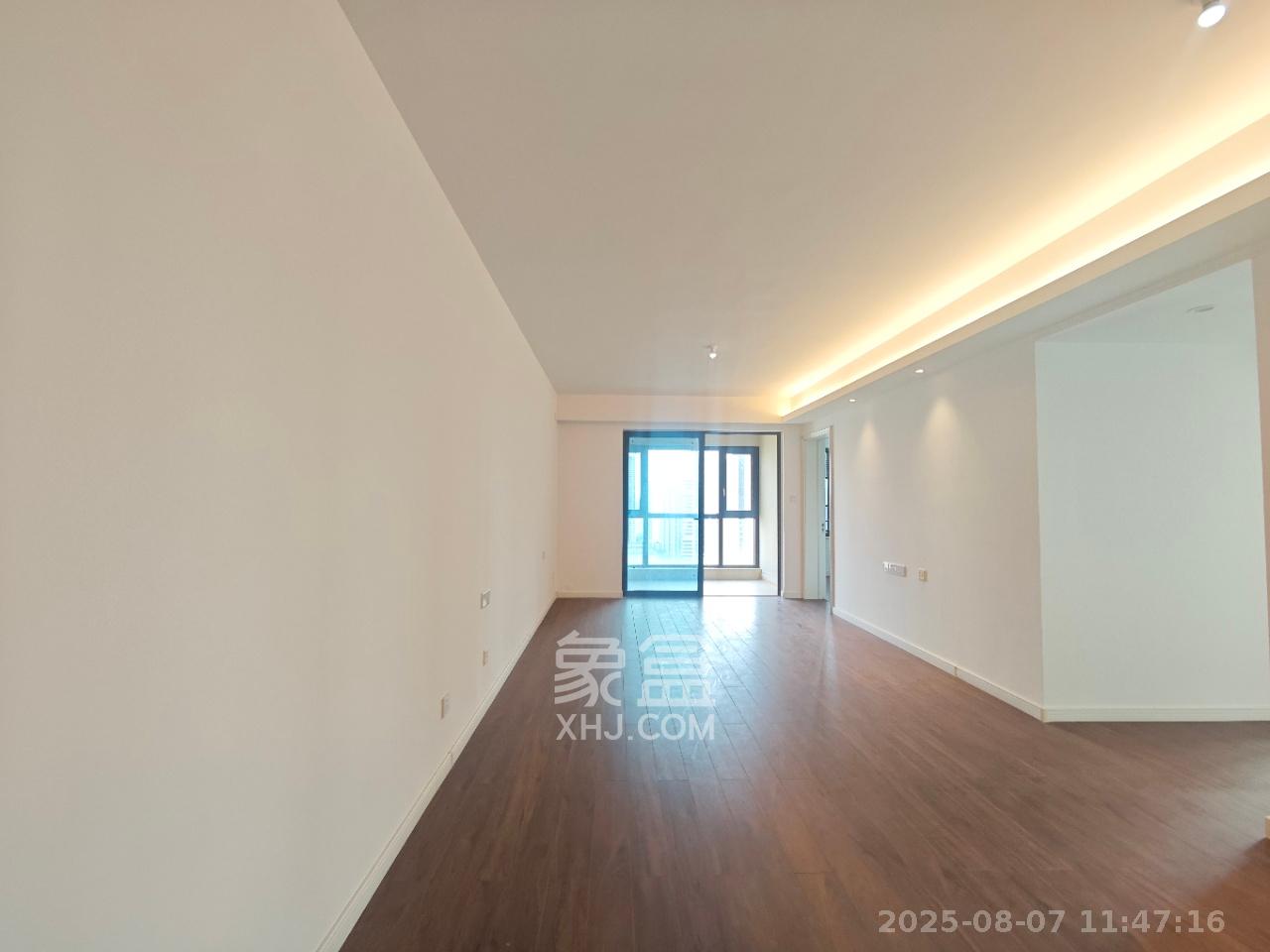 万科金域华府三四期  4室2厅2卫    3000.0元/月 万科金域华府三四期  4室2厅2卫    3000.0元/月室内图