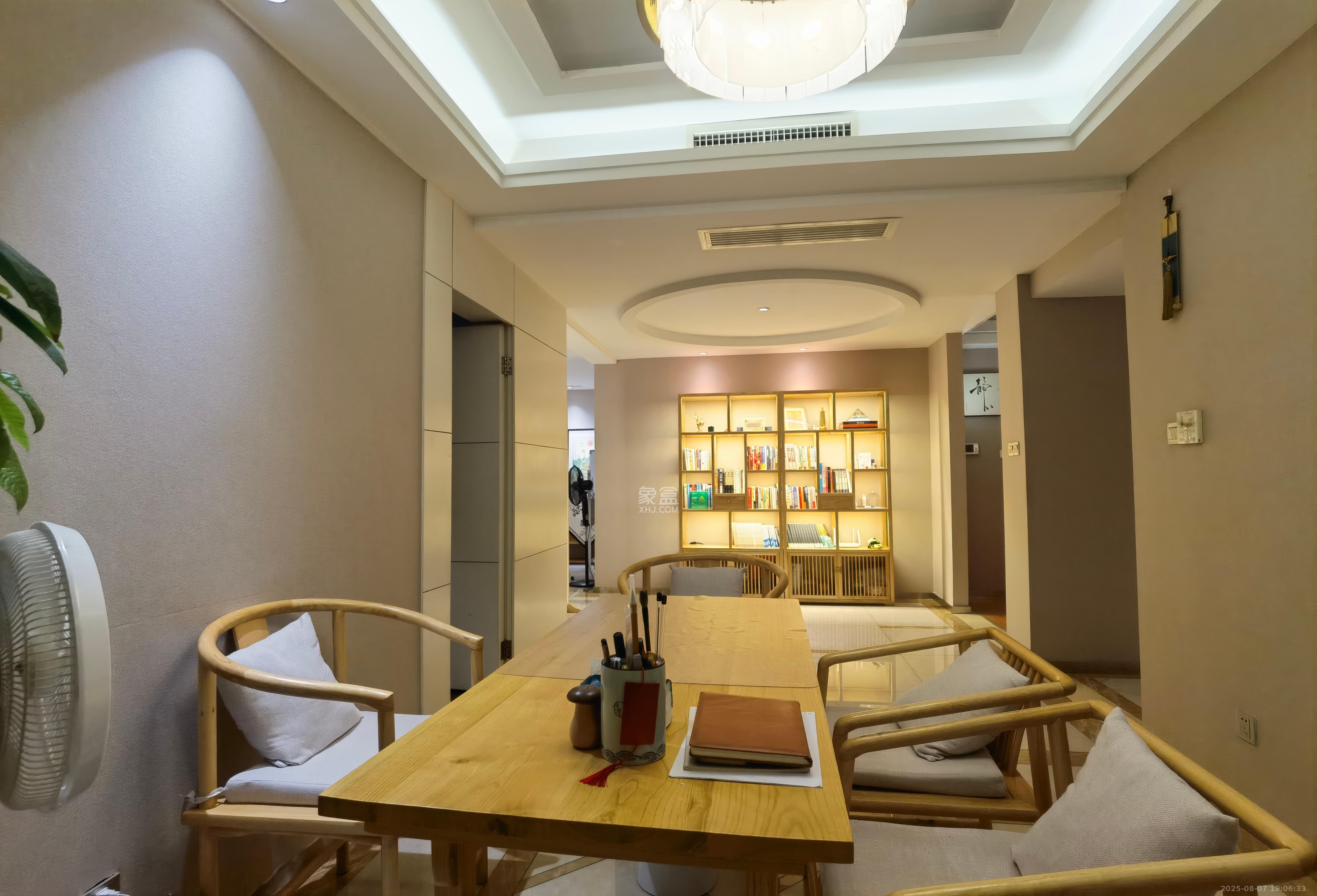 融科檀香山（融科紫檀、香山国际）  4室2厅2卫    10000.0元/月室内图