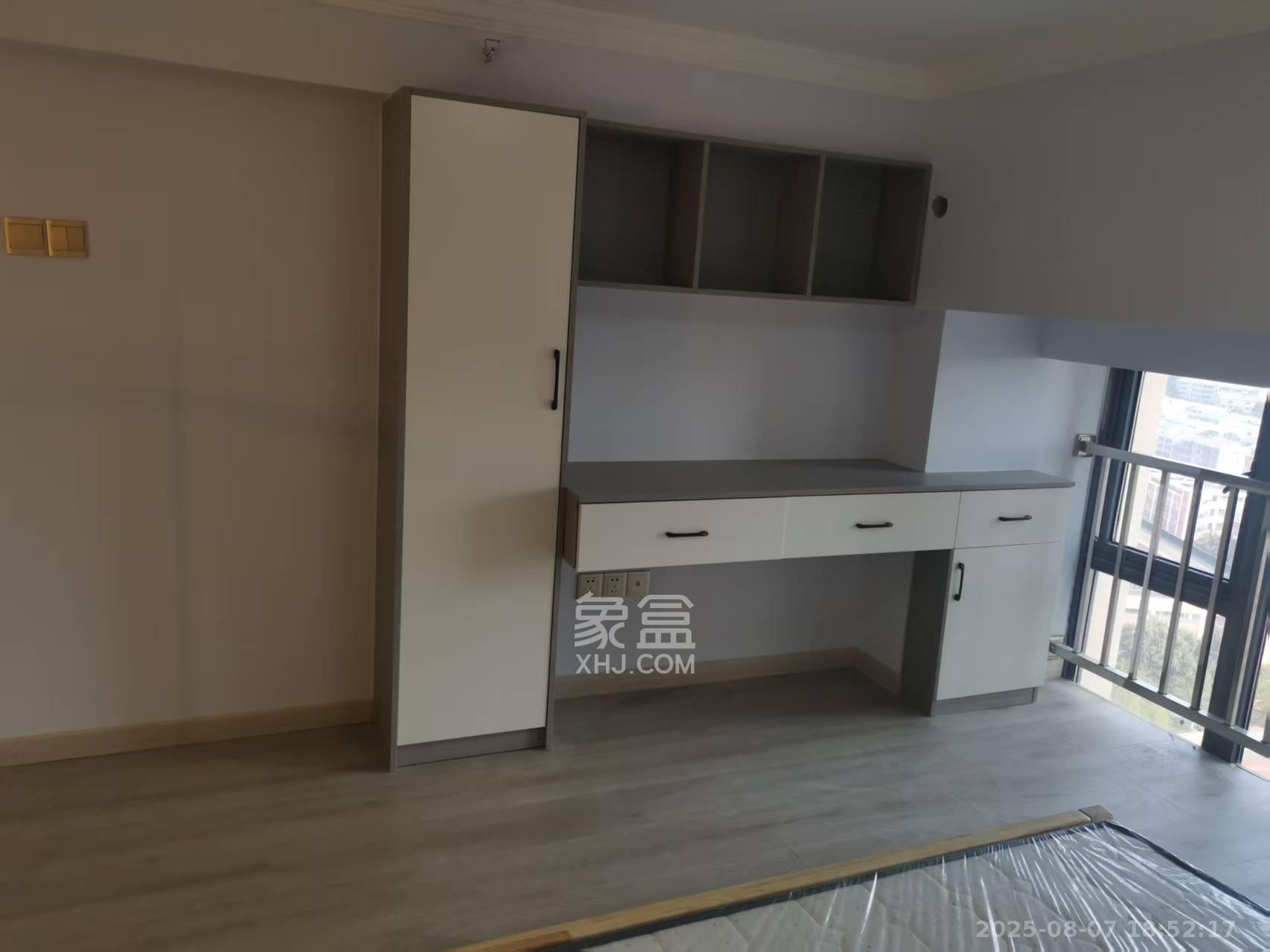 湘一书香里 1室1厅1卫 2400.0元/月 湘一书香里 1室1厅1卫 2400.0元/月室内图