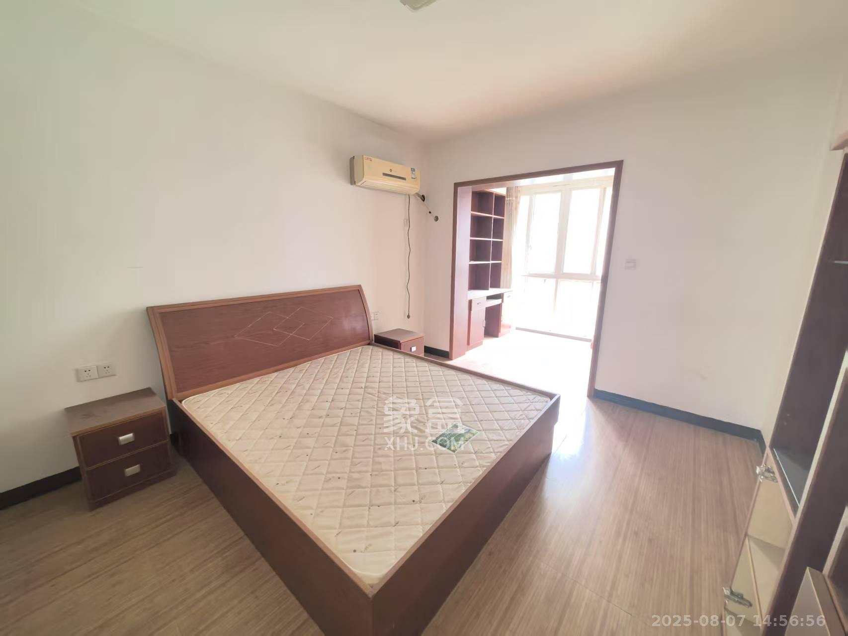 四季星城  3室2厅2卫    1650.0元/月 四季星城  3室2厅2卫    1650.0元/月室内图