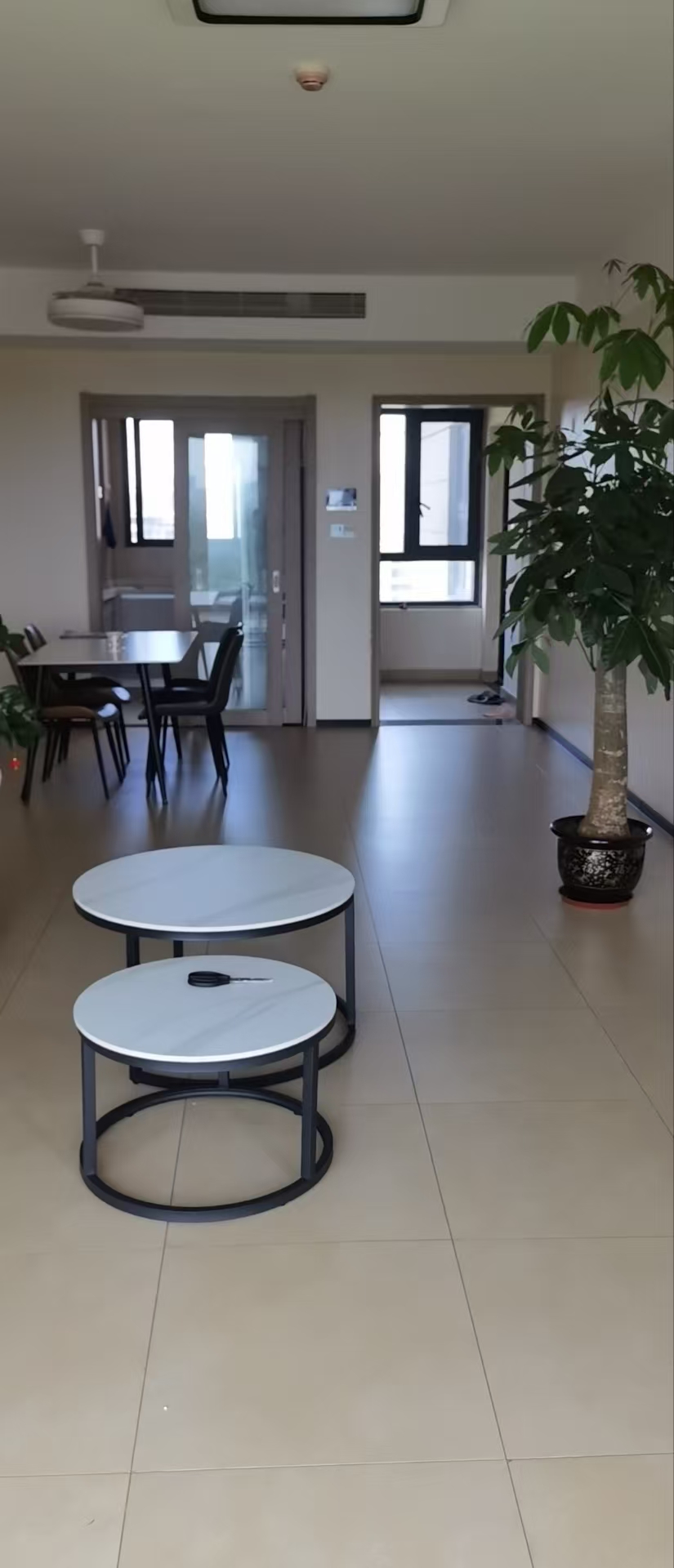 融创桃源大观 3室2厅2卫 2400.0元/月 融创桃源大观 3室2厅2卫 2400.0元/月户型图