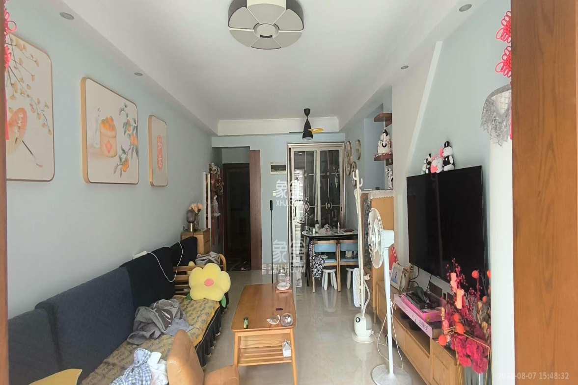 武广美誉 3室2厅1卫 2700.00元/月 武广美誉 3室2厅1卫 2700.00元/月室内图