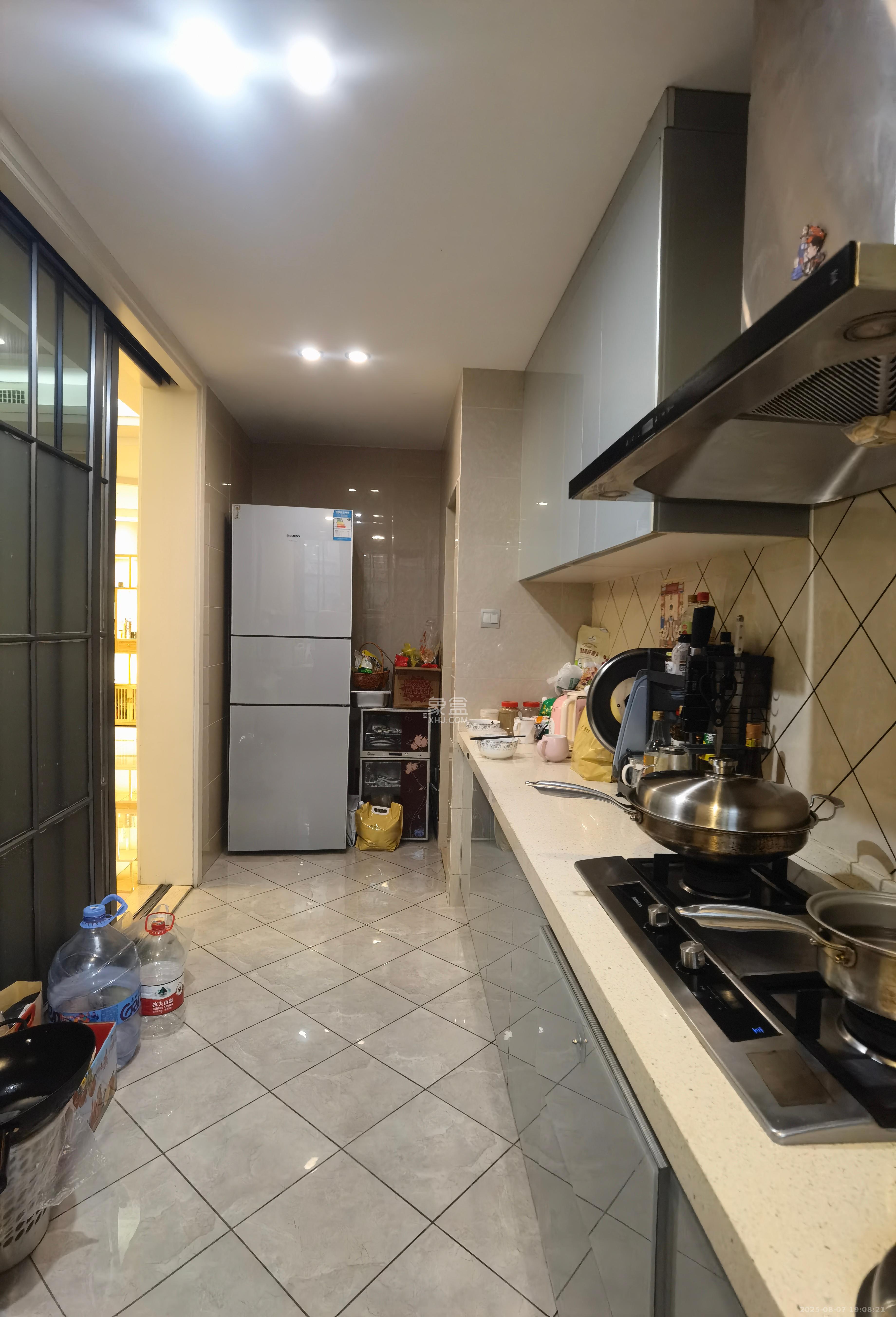 融科檀香山（融科紫檀、香山国际）  4室2厅2卫    10000.0元/月室内图