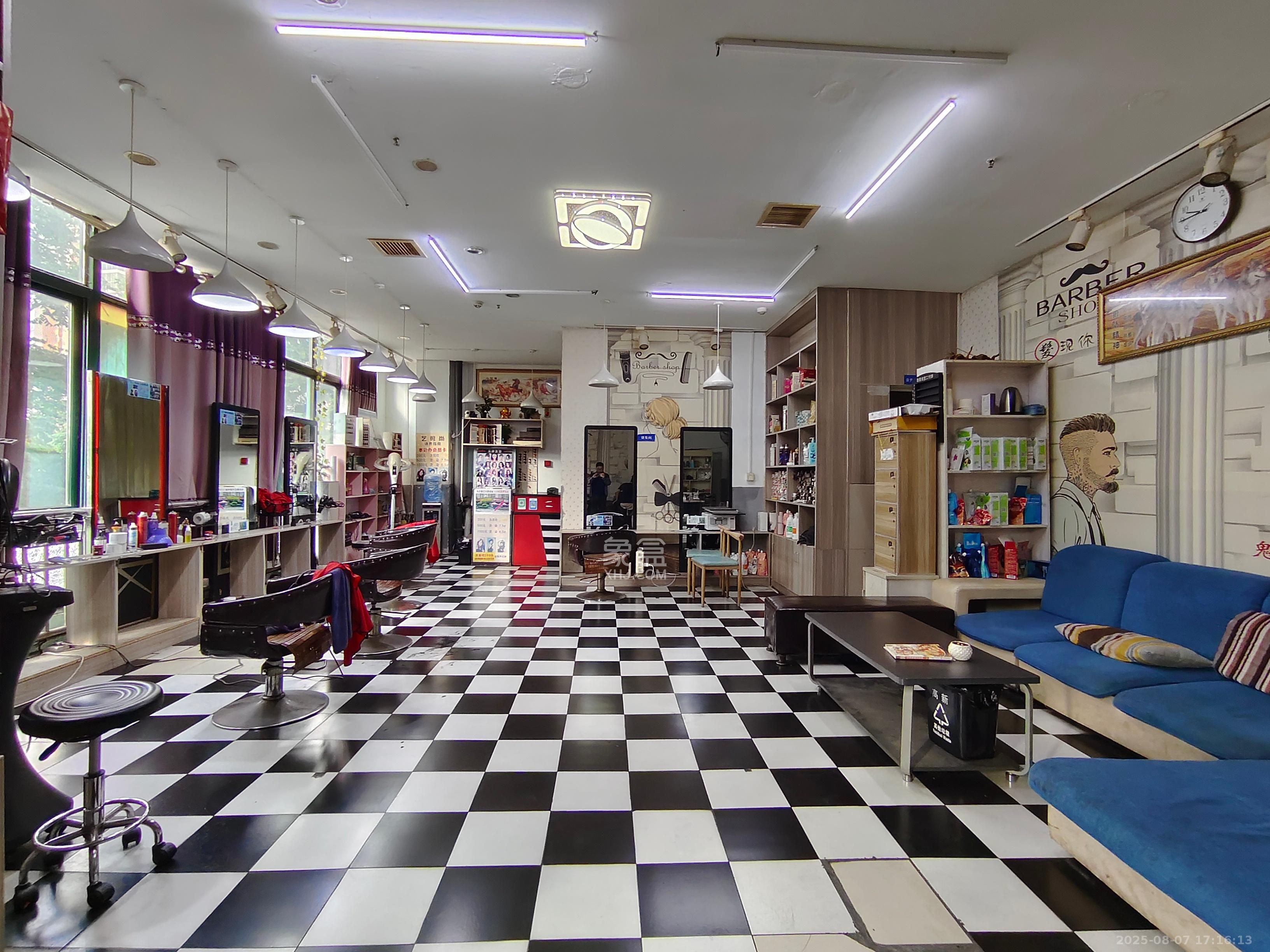 中房F联邦   113.0㎡      4500.0元/月室内图