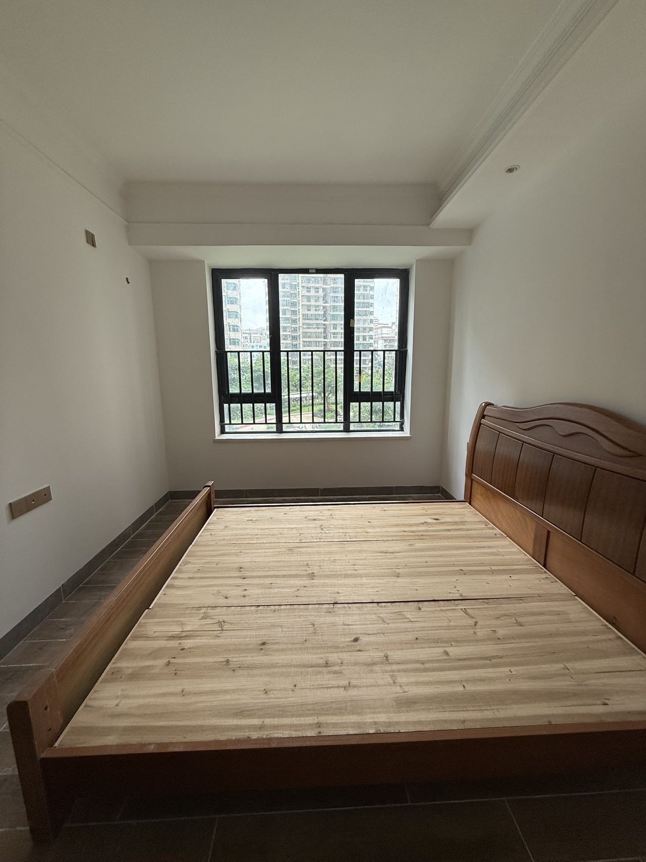 天街华府（海南新天地）  2室2厅1卫   3300.00元/月室内图