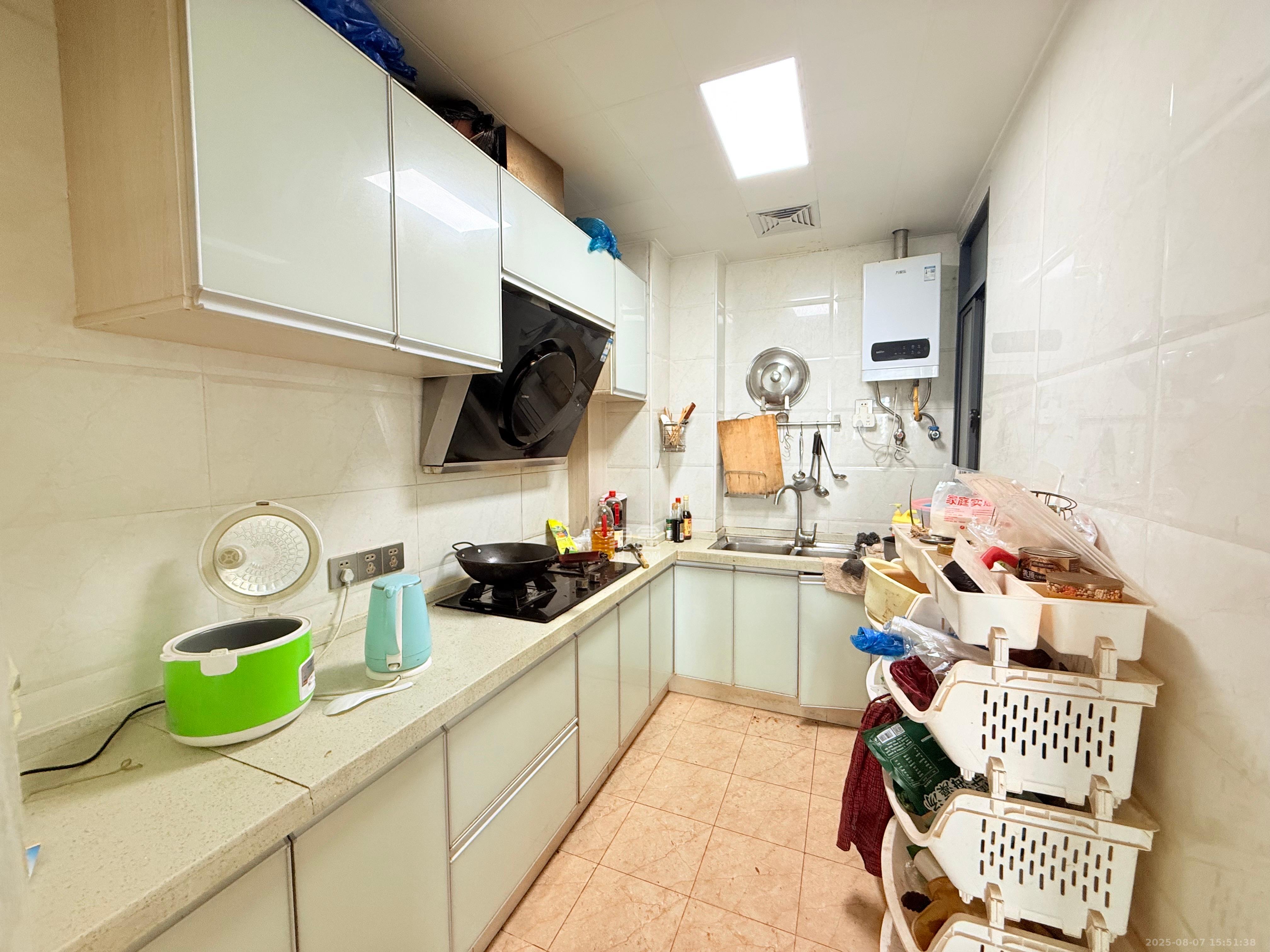 鑫科明珠 3室1厅2卫 3200.0元/月 鑫科明珠 3室1厅2卫 3200.0元/月室内图