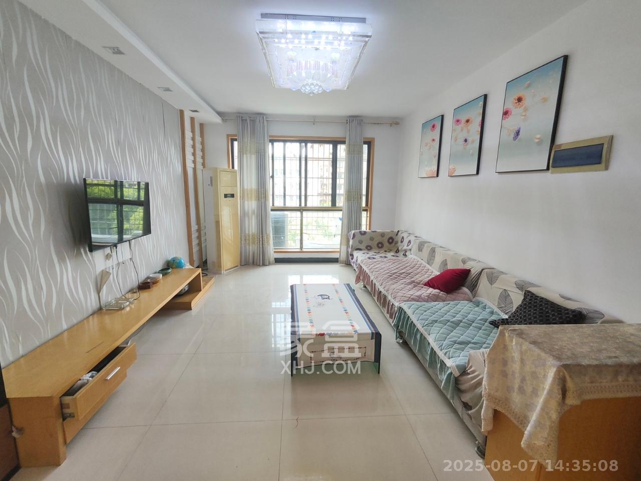 加加大街(华景苑) 3室2厅2卫 2800.0元/月 加加大街(华景苑) 3室2厅2卫 2800.0元/月室内图