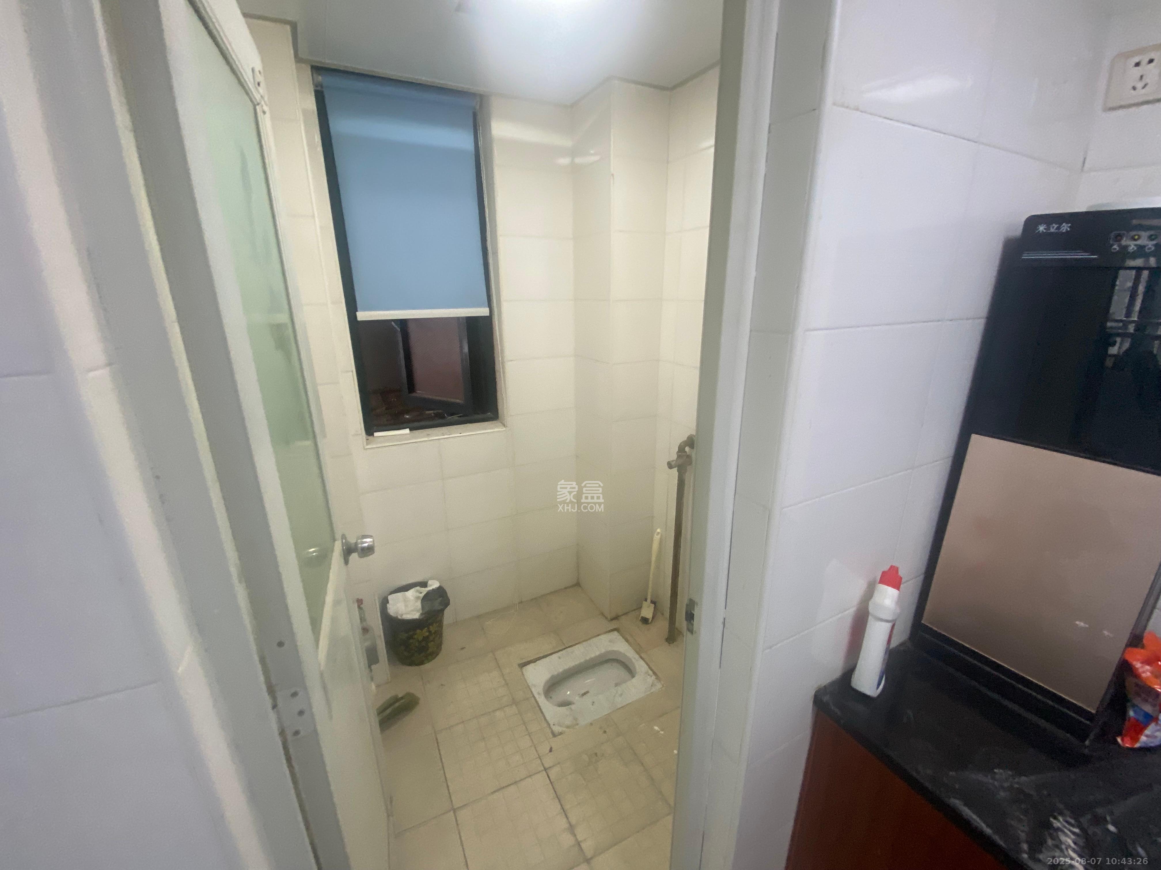 华翼府   110.0㎡      3200.0元/月室内图