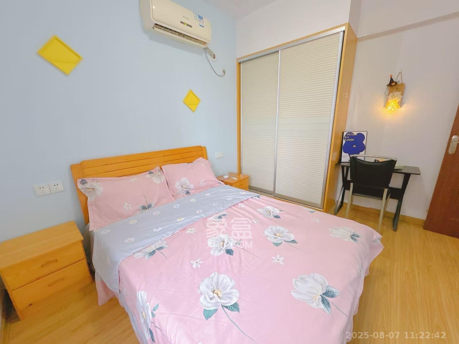 上海城小区 3室2厅1卫 2700.0元/月 上海城小区 3室2厅1卫 2700.0元/月室内图