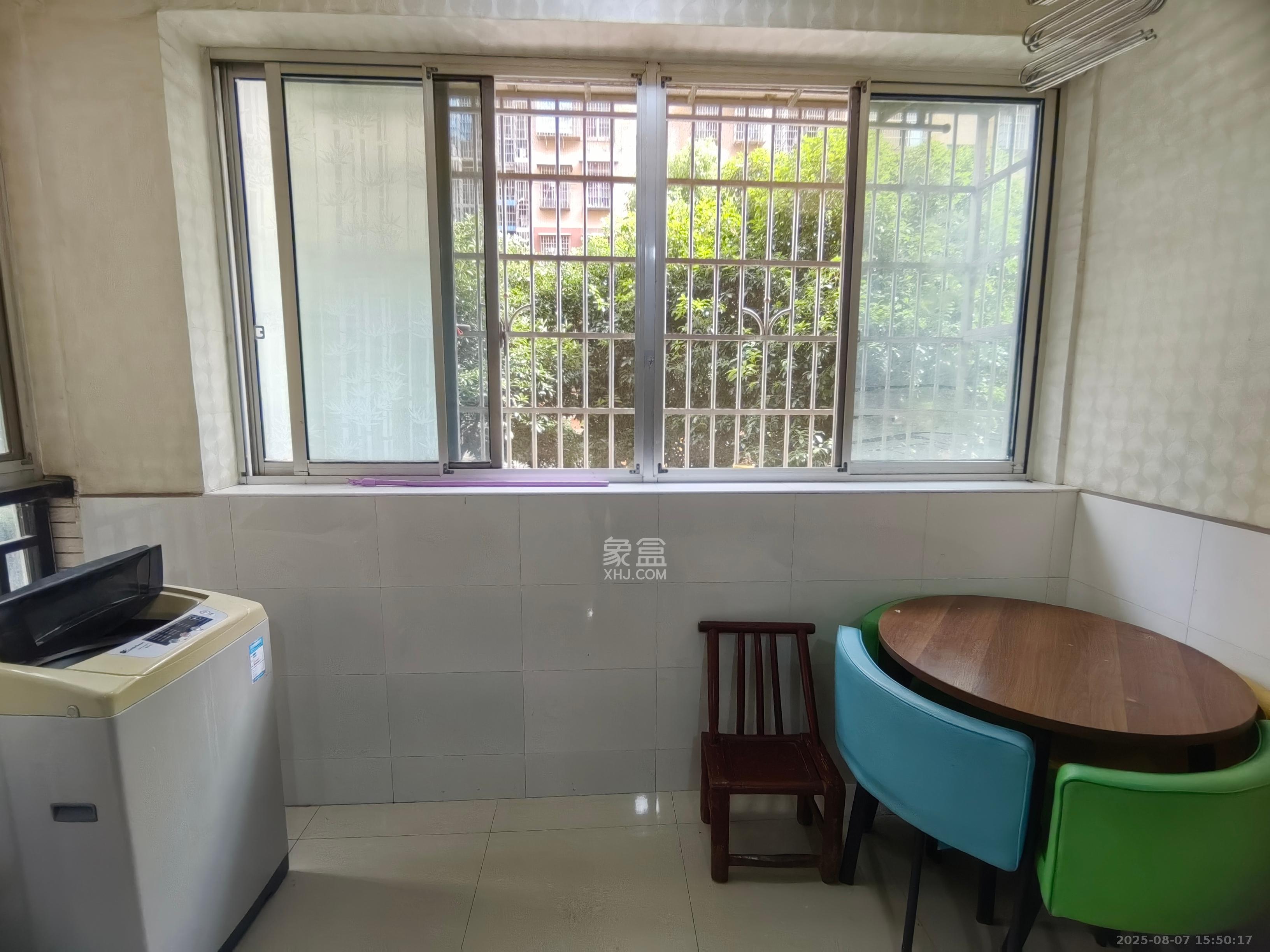 先锋新宇 2室2厅1卫 1600.0元/月 先锋新宇 2室2厅1卫 1600.0元/月室内图