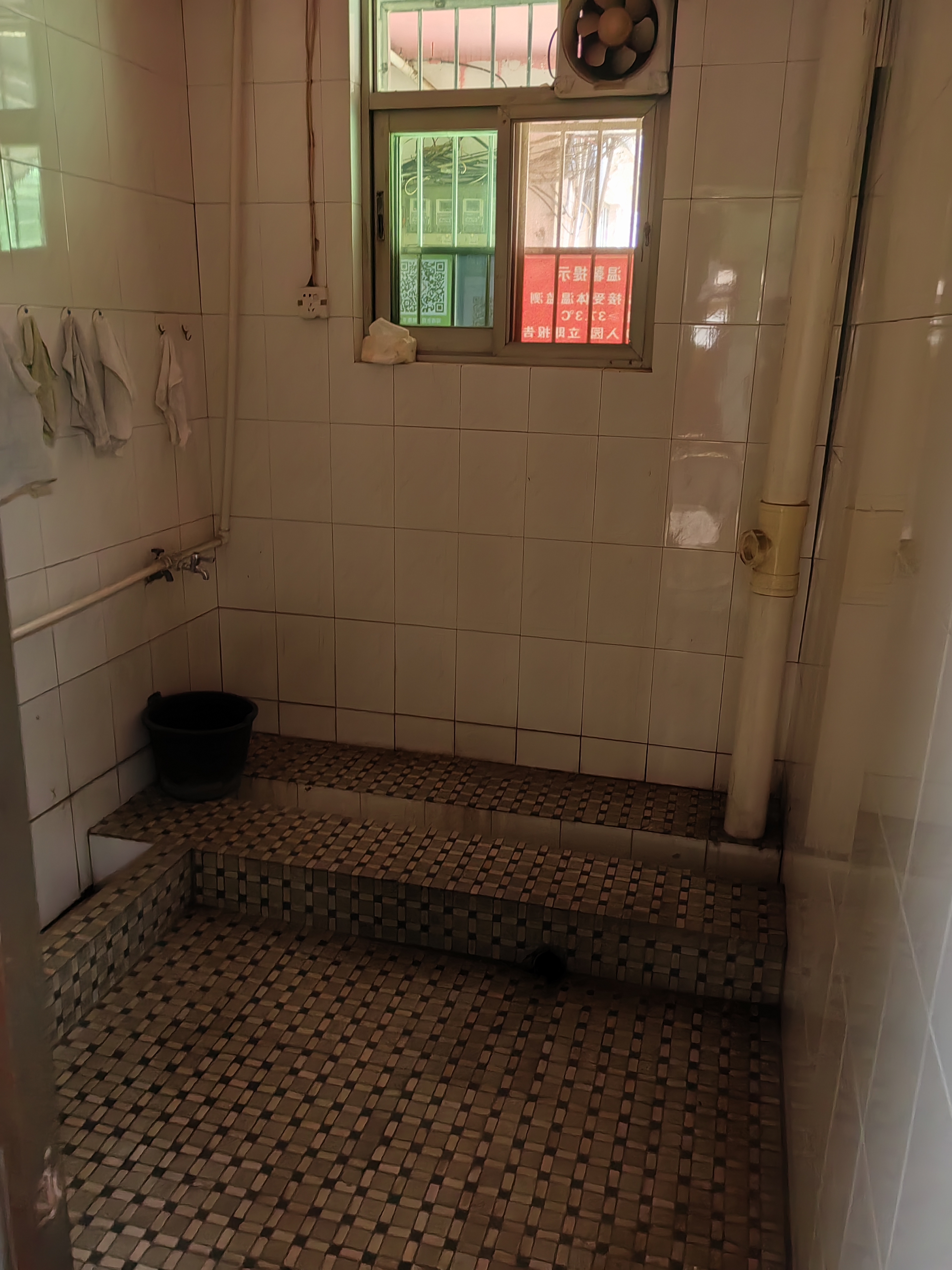 蒸阳花苑 3室2厅1卫 2100.0元/月 蒸阳花苑 3室2厅1卫 2100.0元/月室内图