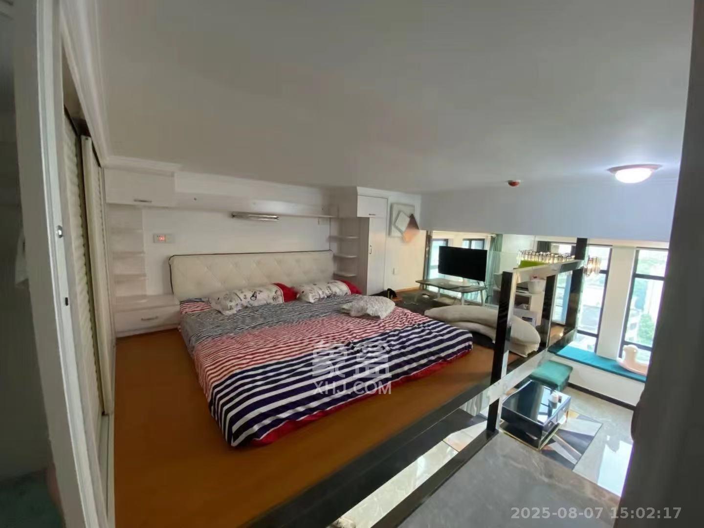 荣悦台  1室1厅1卫    2200.0元/月 荣悦台  1室1厅1卫    2200.0元/月室内图1