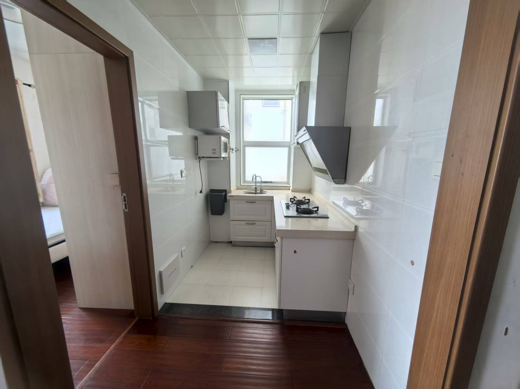 鸿泰国际 2室1厅1卫 1500.0元/月 鸿泰国际 2室1厅1卫 1500.0元/月室内图