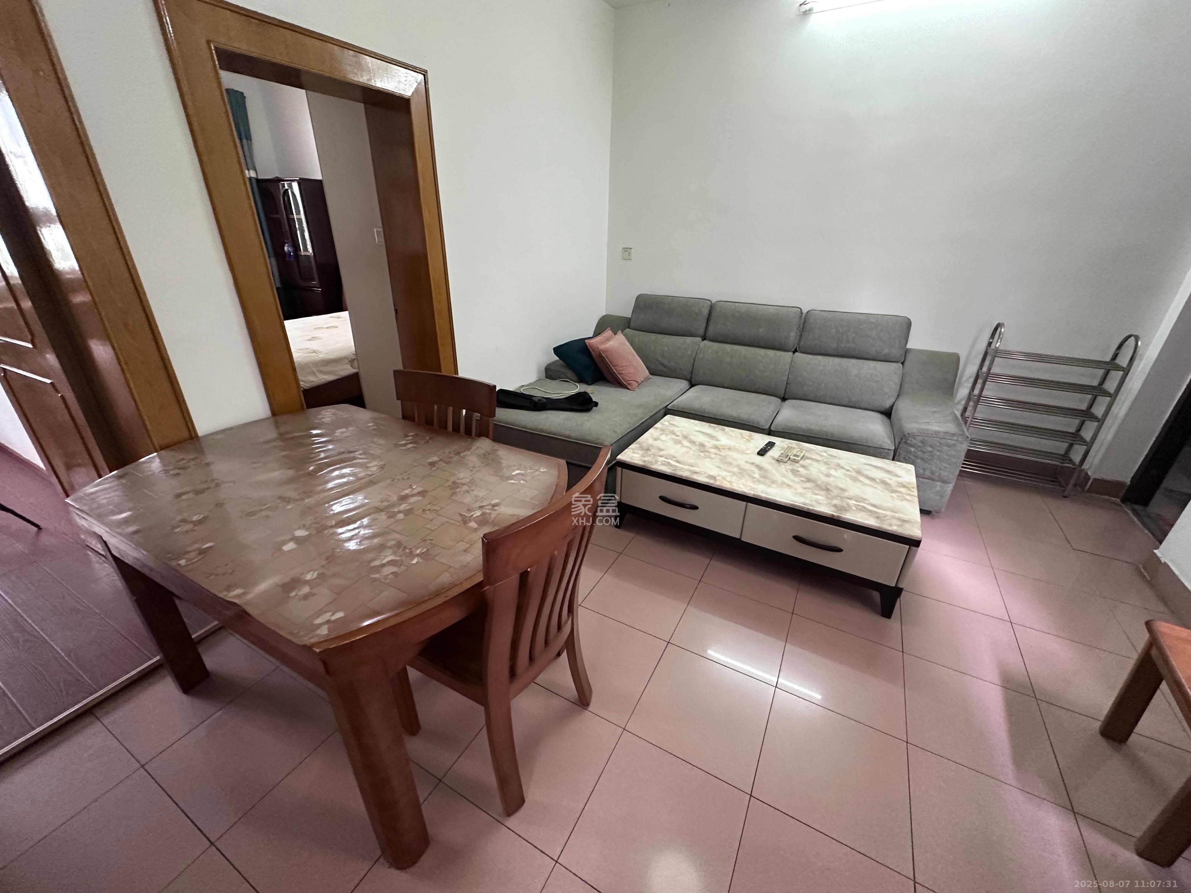 展览馆科协宿舍  2室1厅1卫    2200.0元/月室内图