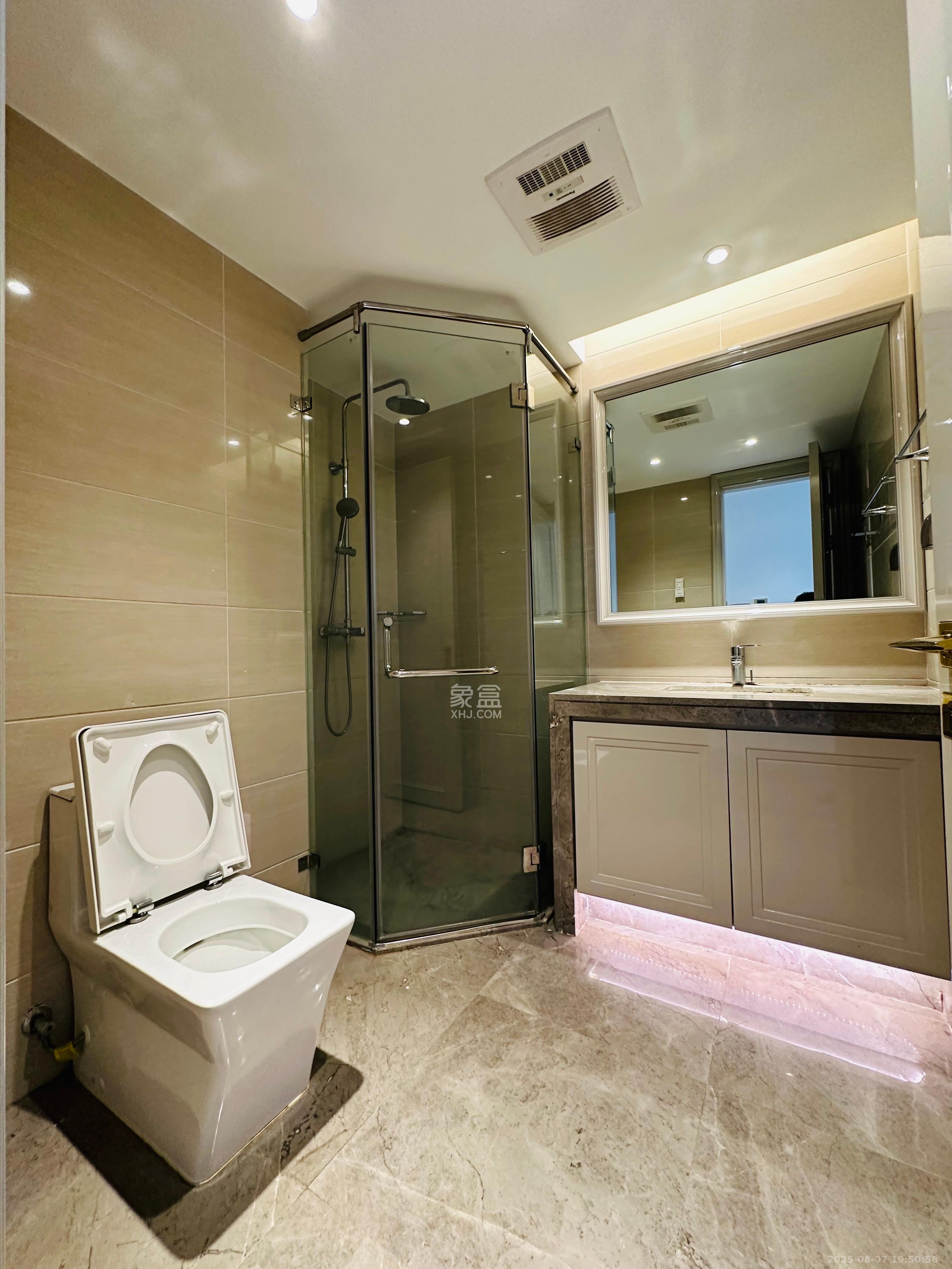 梅溪湖金茂府（金茂广场）（金茂览秀城）  5室2厅3卫    15000.0元/月室内图