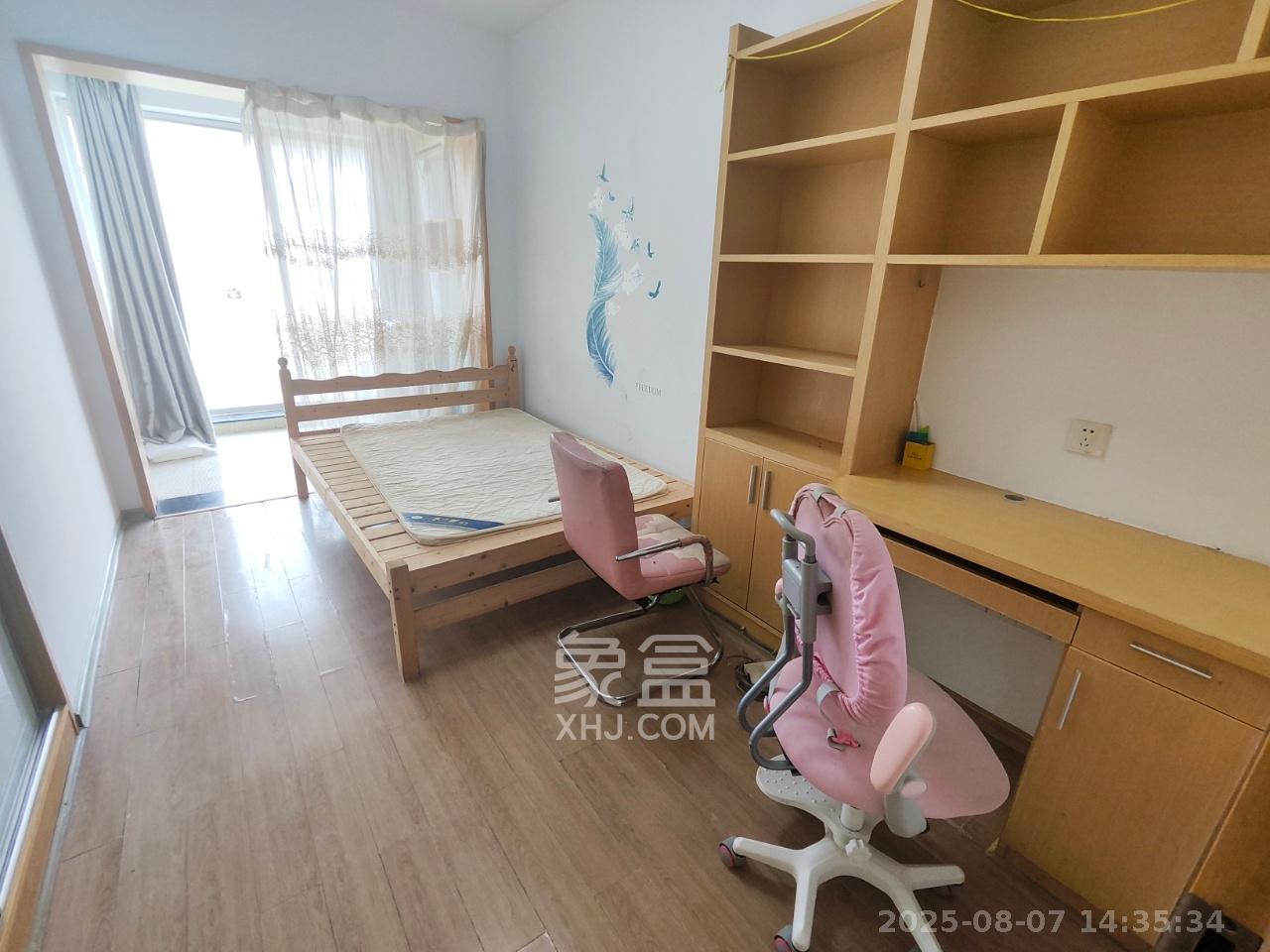 加加大街（华景苑）  3室2厅2卫    2800.0元/月室内图