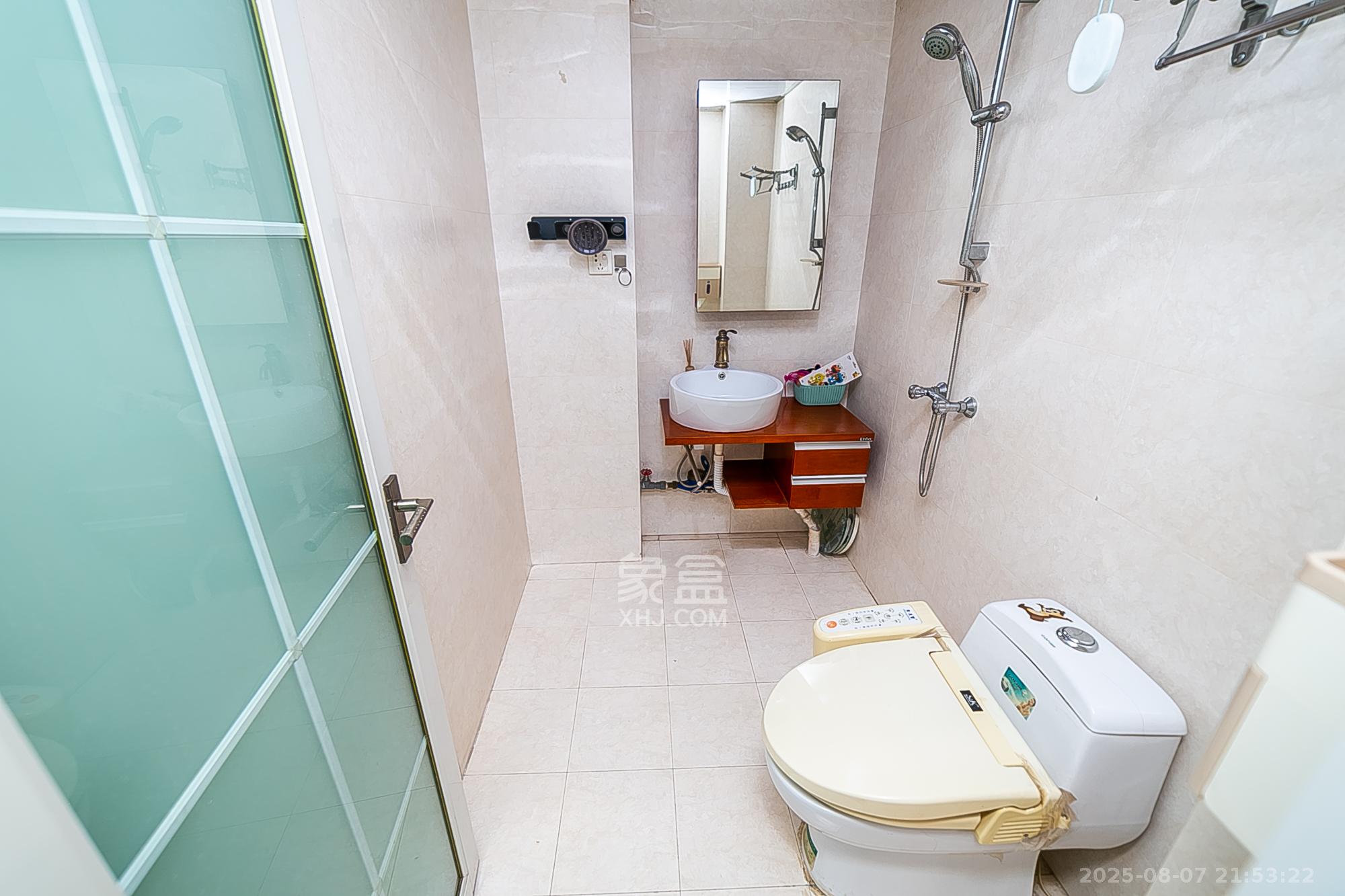 都江新城(都江新苑)  3室2厅2卫    134.0万 都江新城(都江新苑)  3室2厅2卫    134.0万卫生间