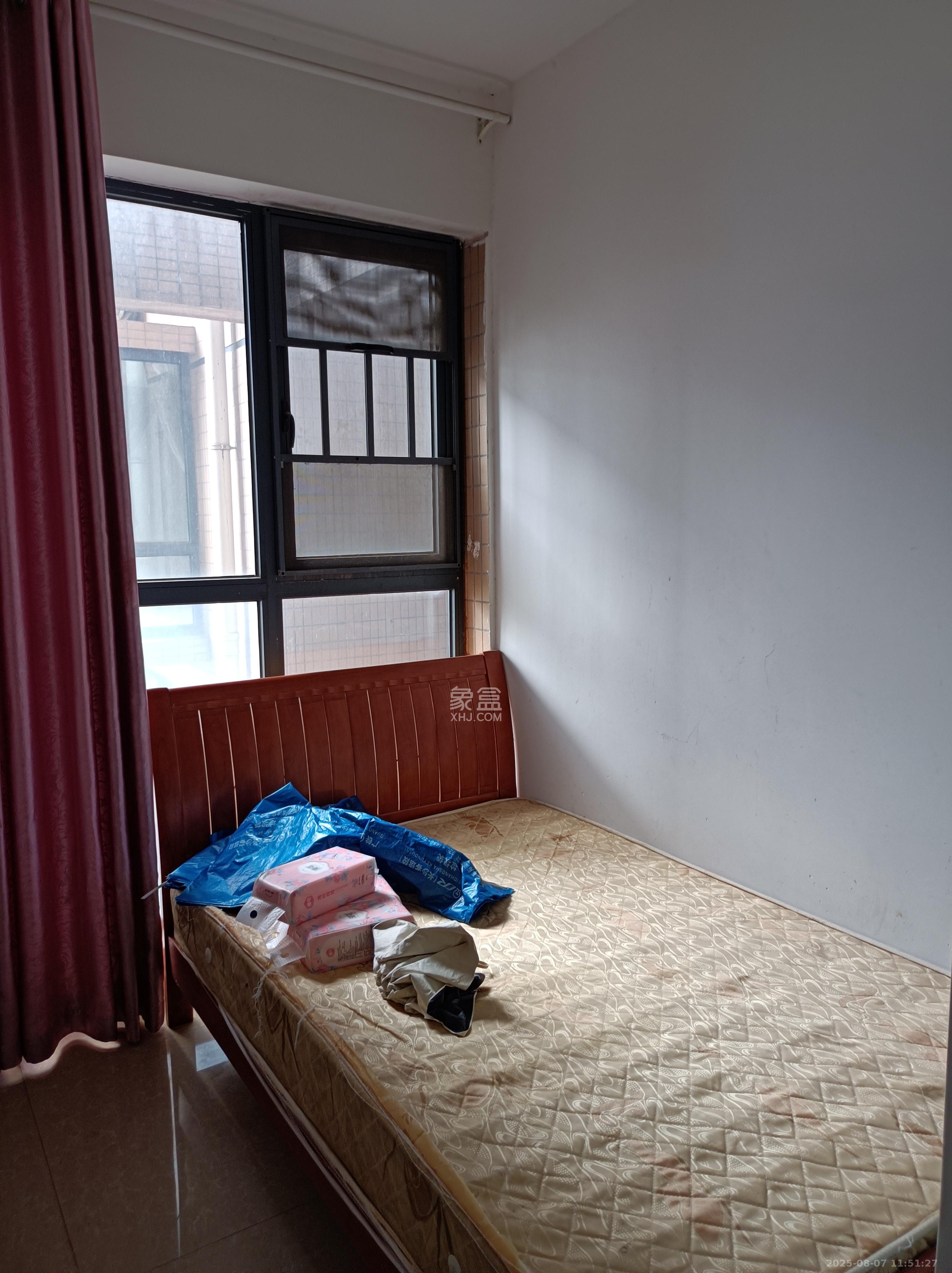 华悦城  1室2厅1卫    2100.0元/月 华悦城  1室2厅1卫    2100.0元/月室内图