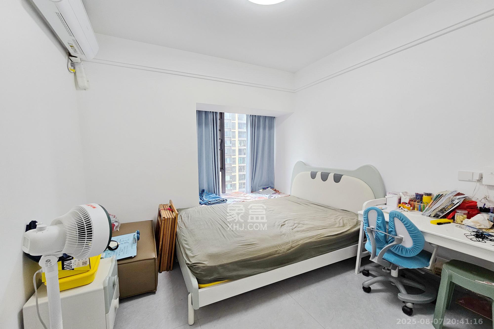 润和星河玥 4室2厅2卫 170.0万 润和星河玥 4室2厅2卫 170.0万卧室