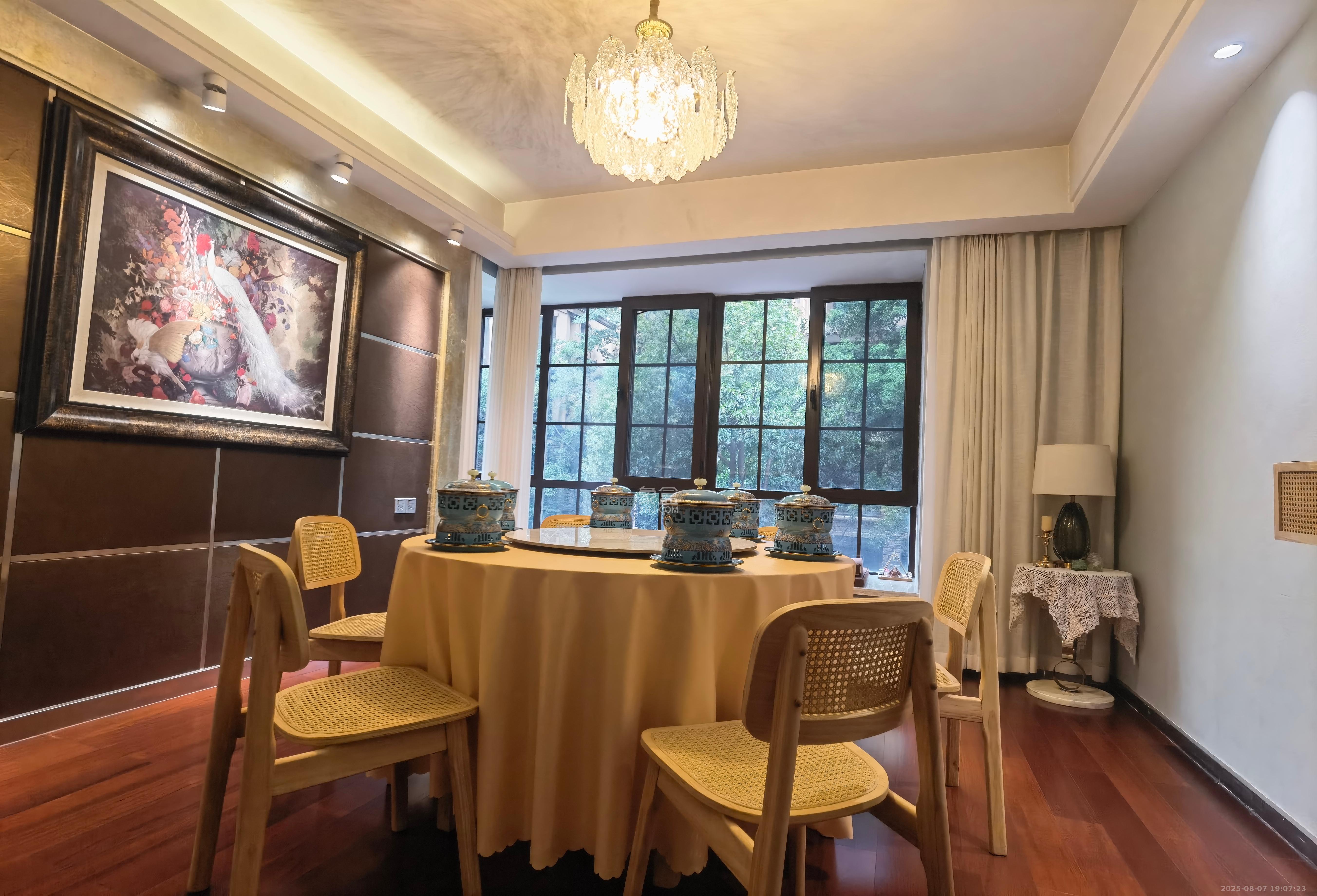 融科檀香山(融科紫檀、香山国际) 4室2厅2卫 10000.0元/月 融科檀香山(融科紫檀、香山国际) 4室2厅2卫 10000.0元/月室内图