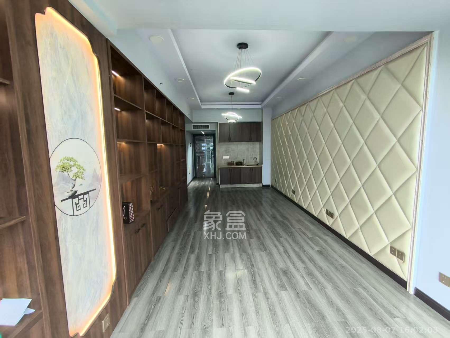 湘潭中心  1室0厅0卫   1600.00元/月室内图